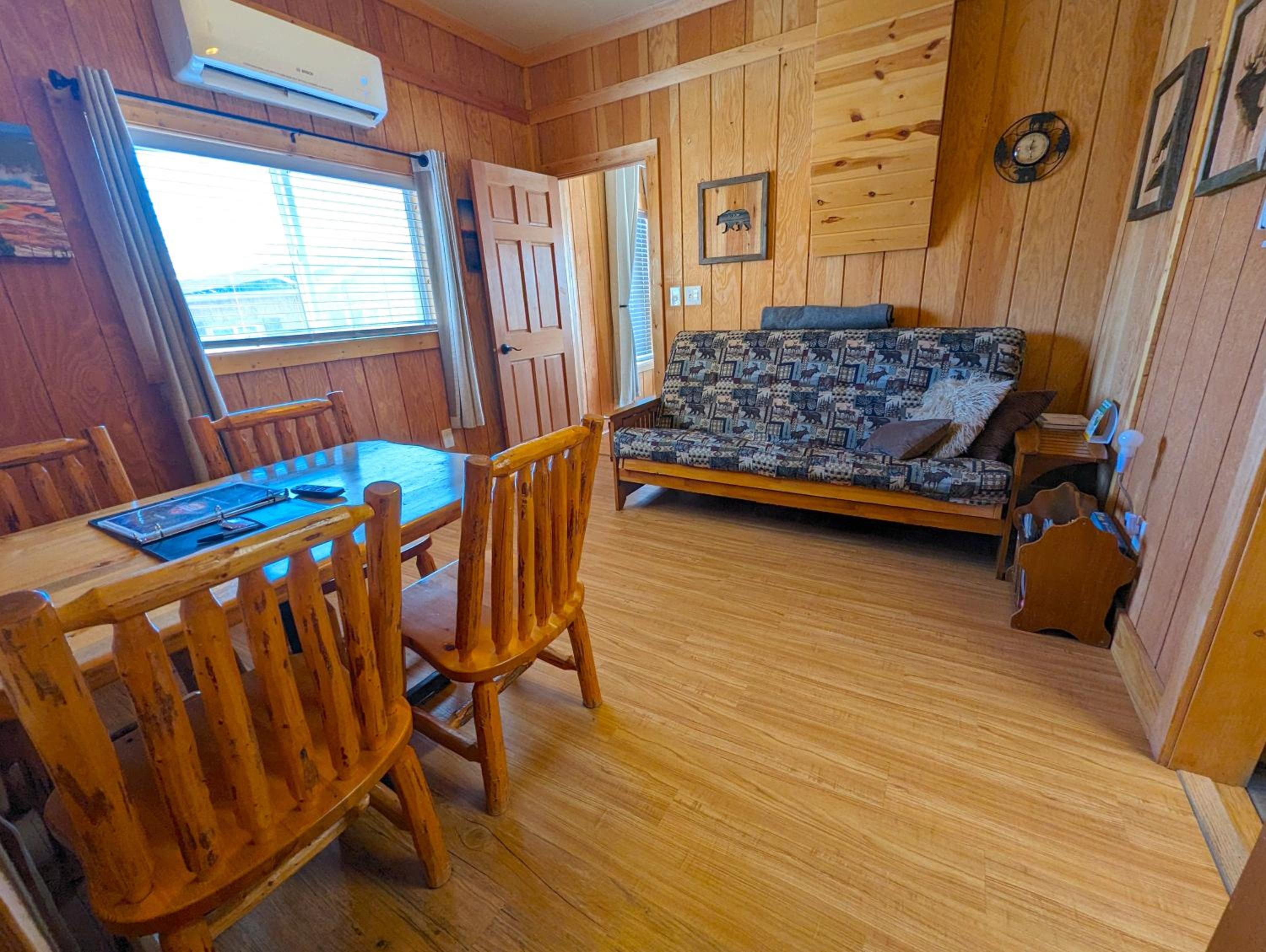 Two-Bedroom House (Cabin 4) - Photo 4
