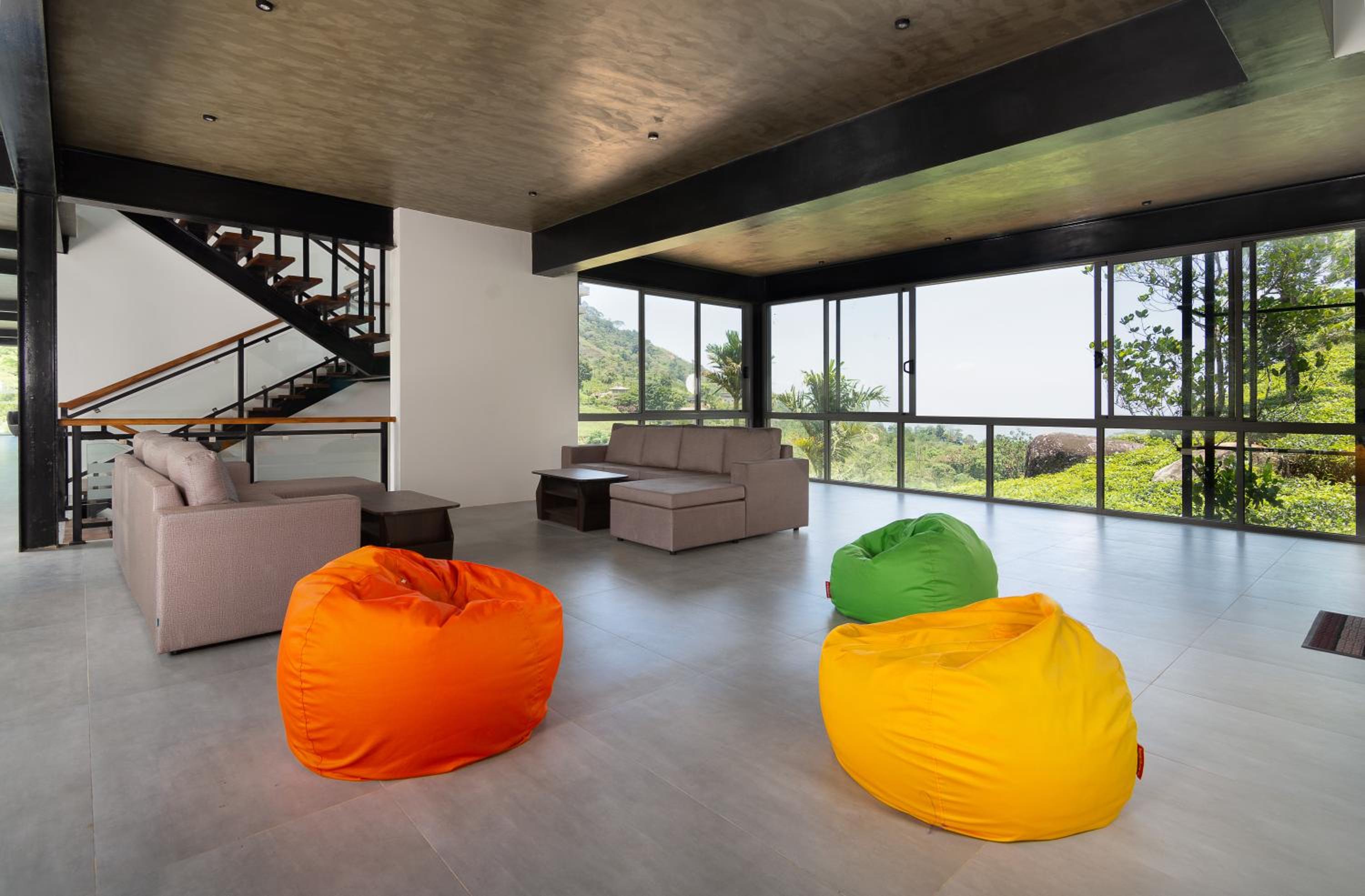 Family Room with Garden View photo 2