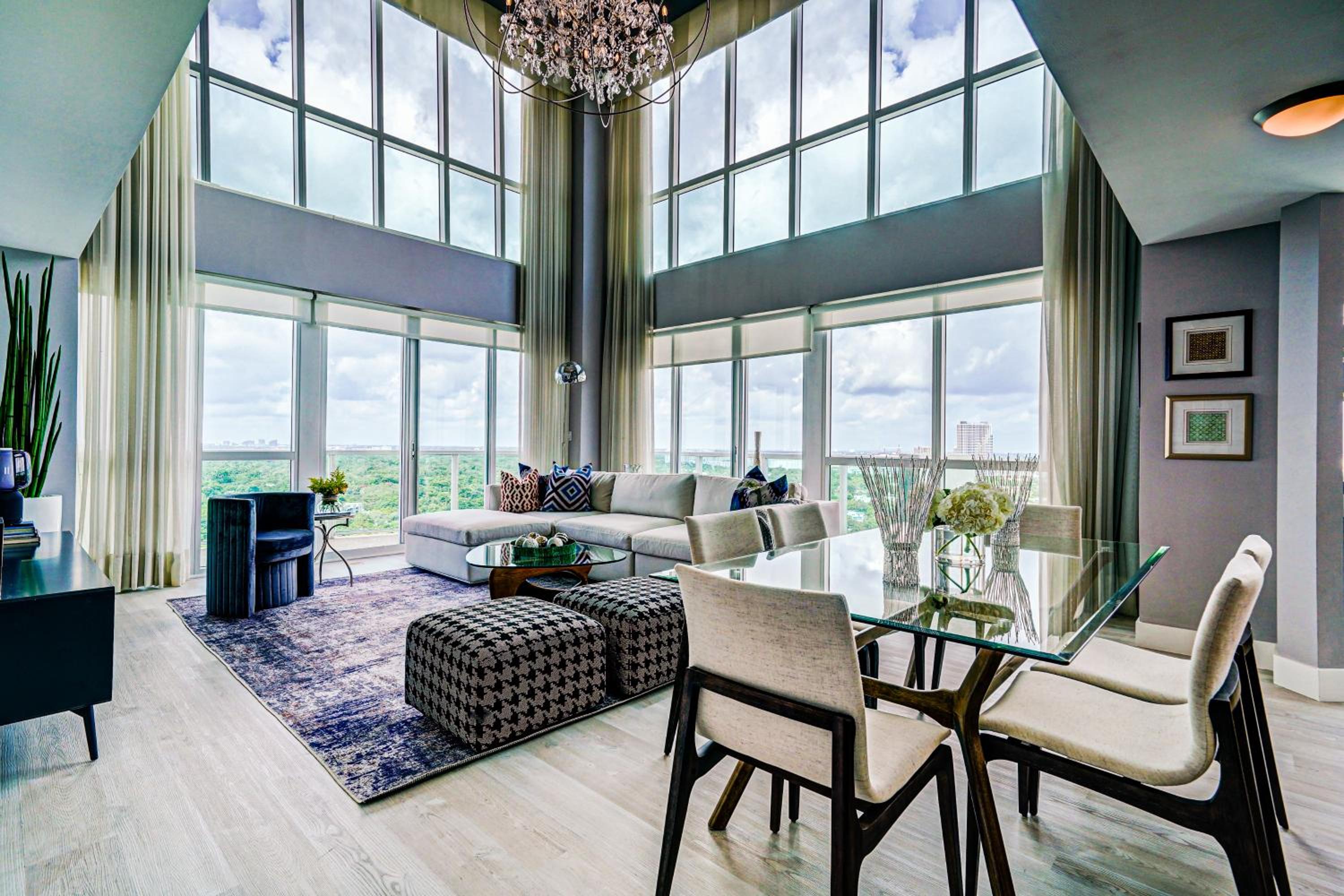 Penthouse Apartment photo 1
