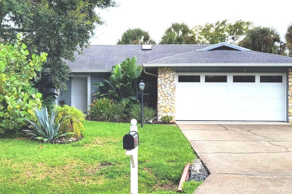 Three-Bedroom House photo 2