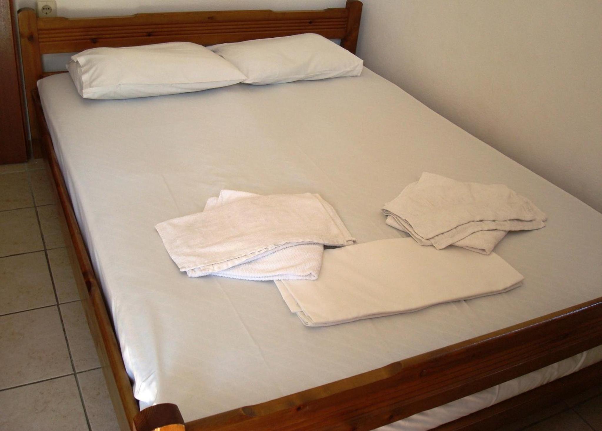 Apartment (2 Adults)