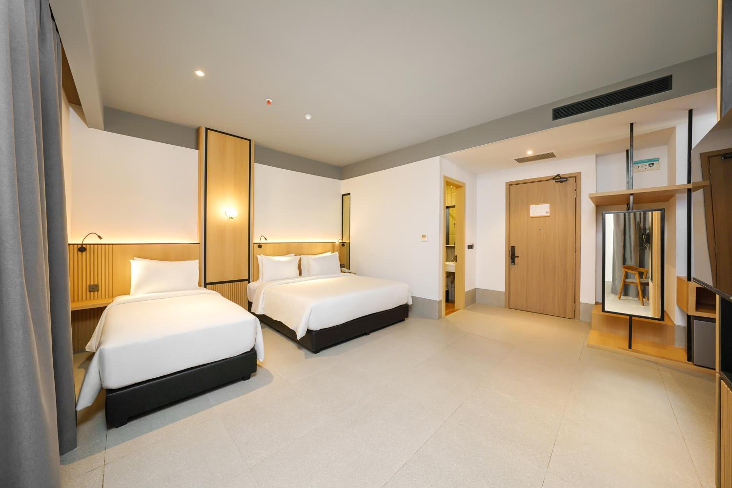 Family Suite - Photo 1