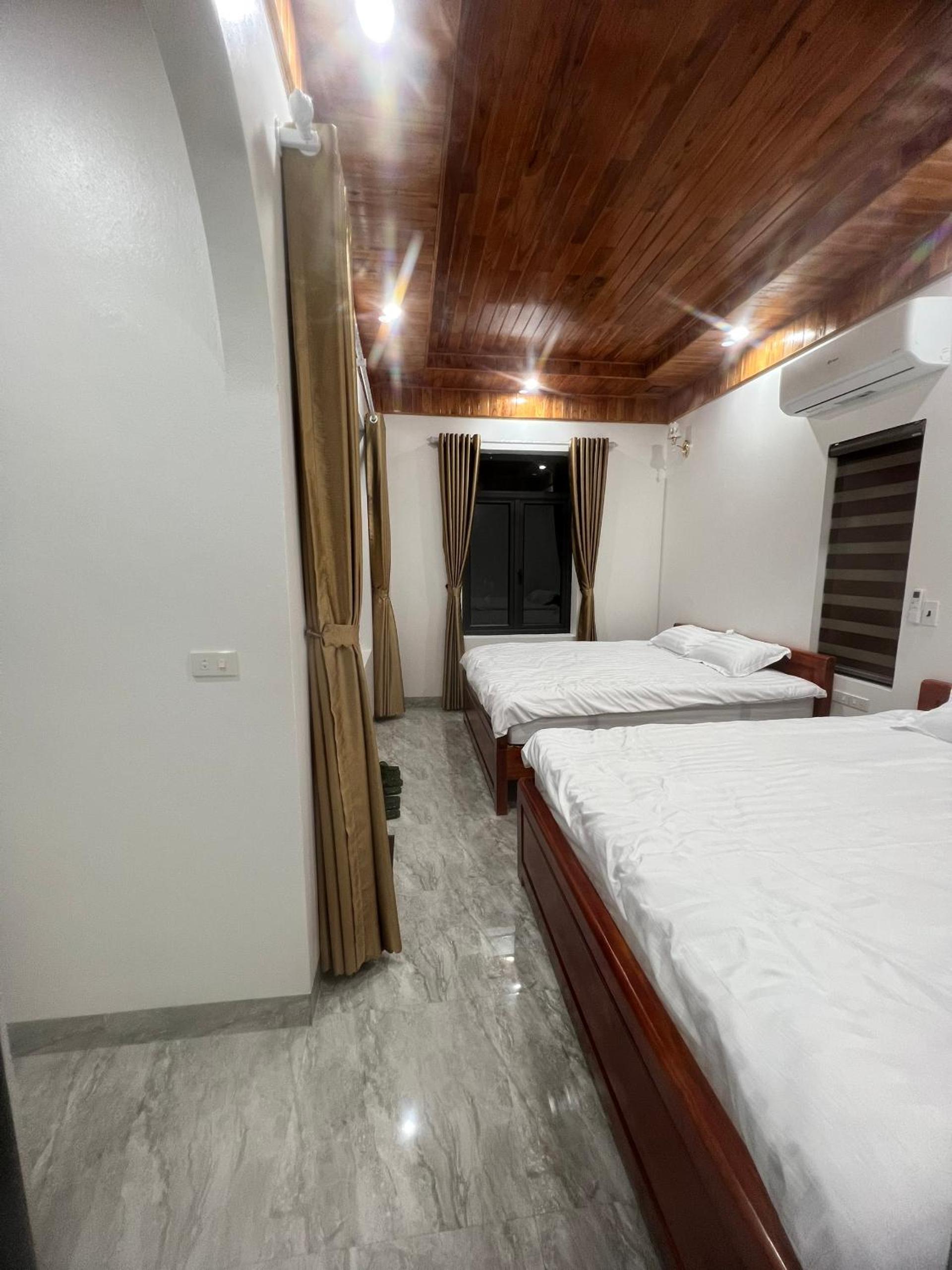 Deluxe Double Room with Bath photo 3