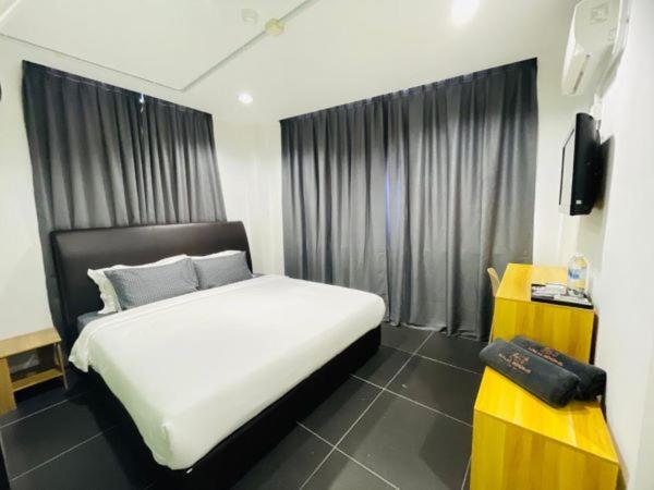 Superior King Room photo 1