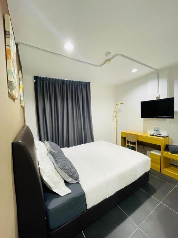 Standard Double Room photo 2
