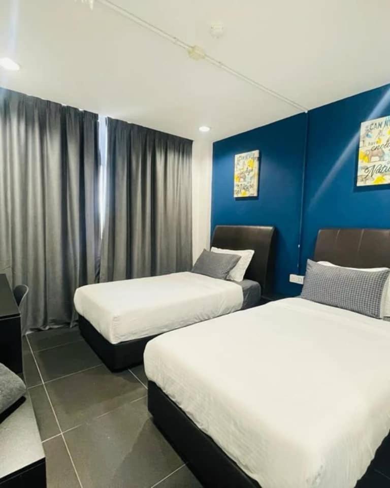 Deluxe Twin Room photo 3