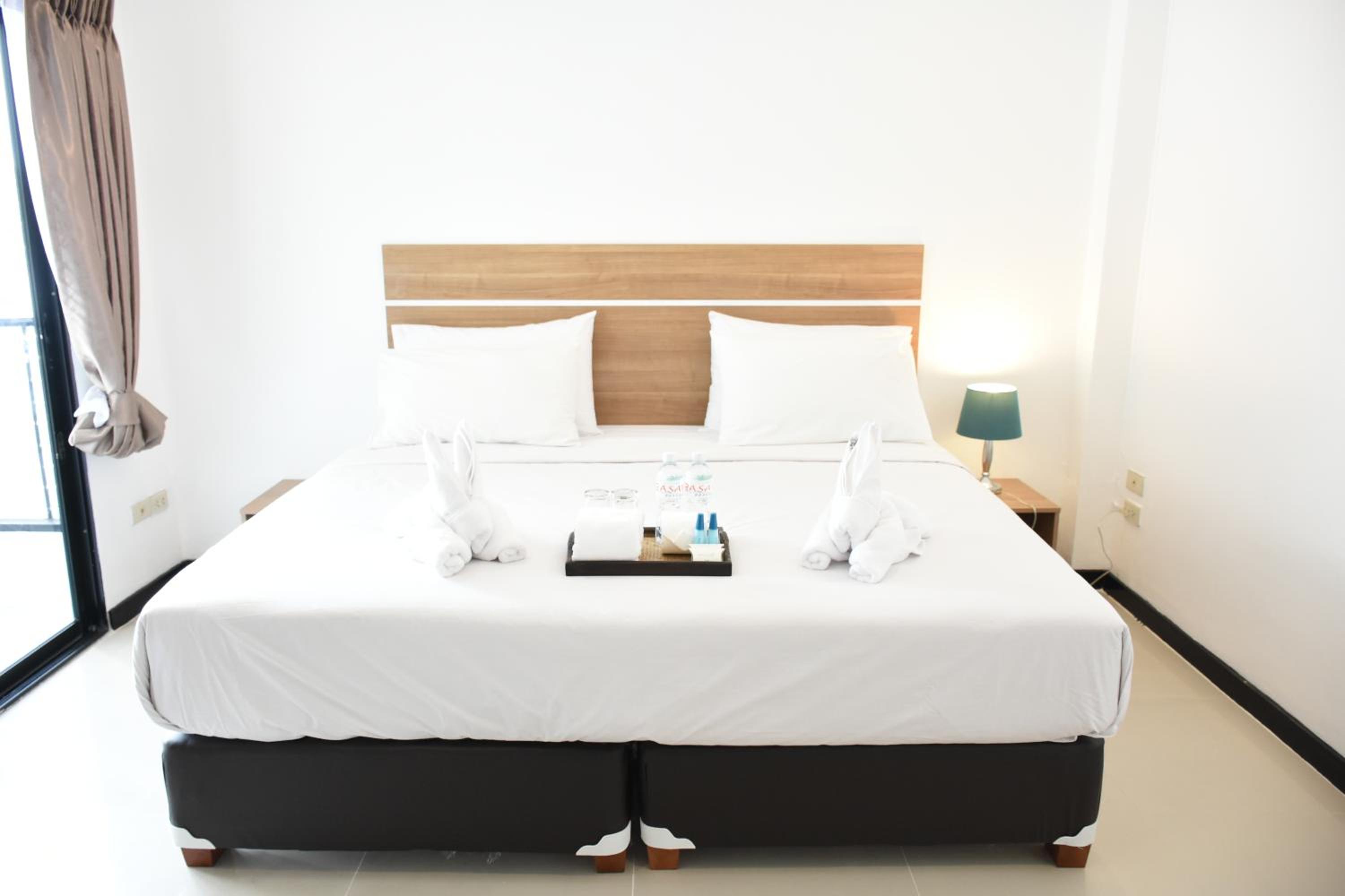 Superior Double or Twin Room - Photo 4