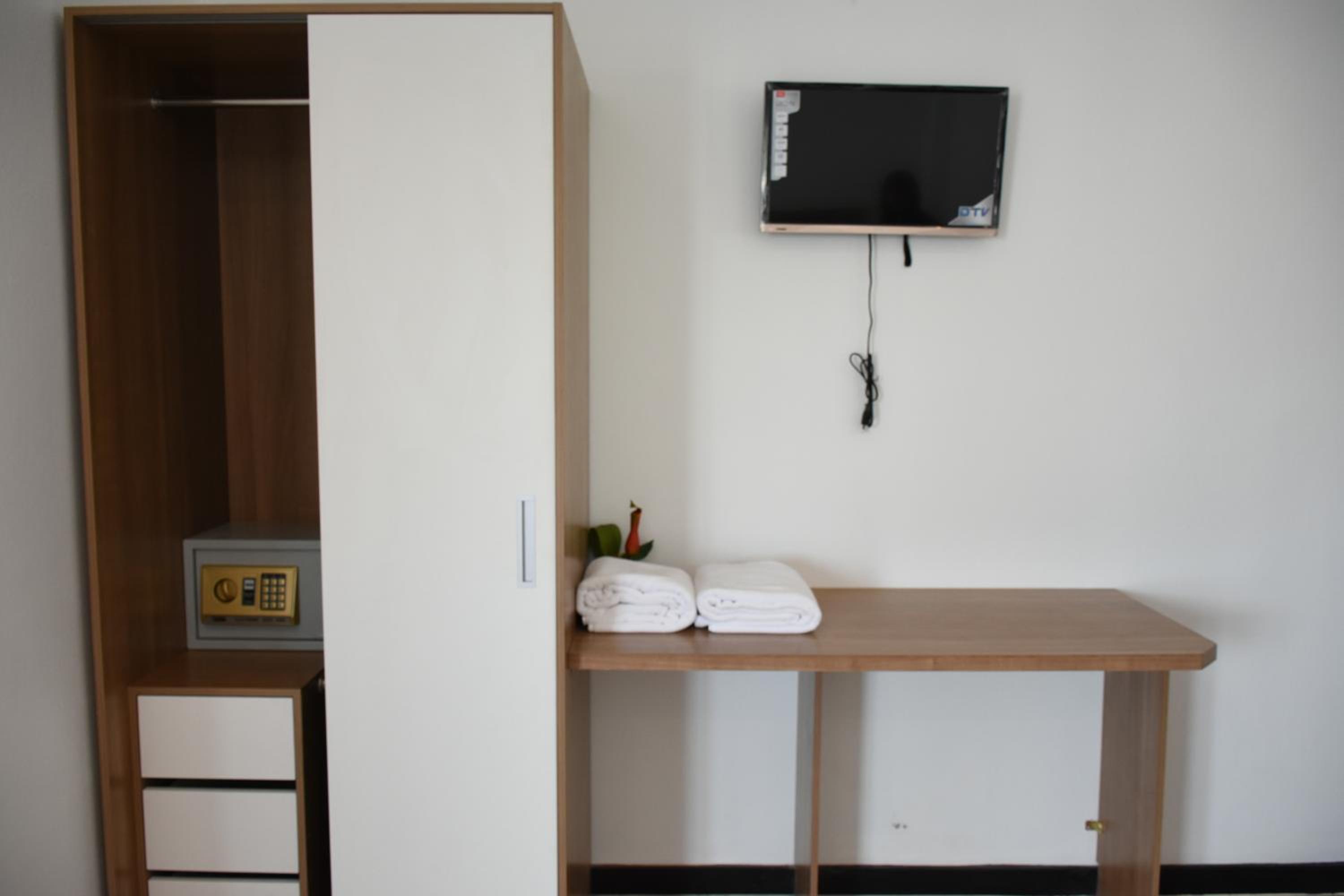 Superior Double or Twin Room - Photo 3