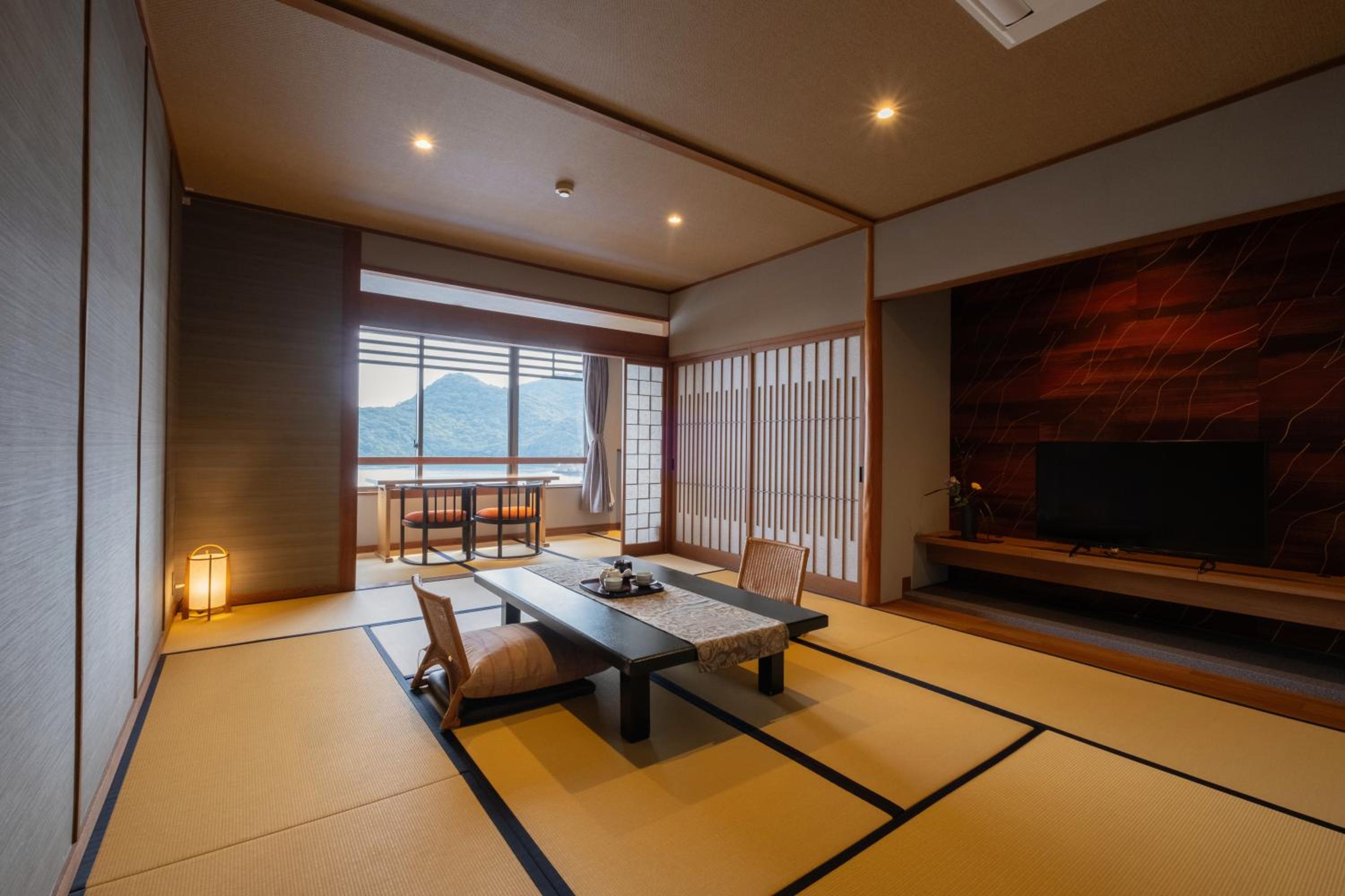 Japanese-Style Room