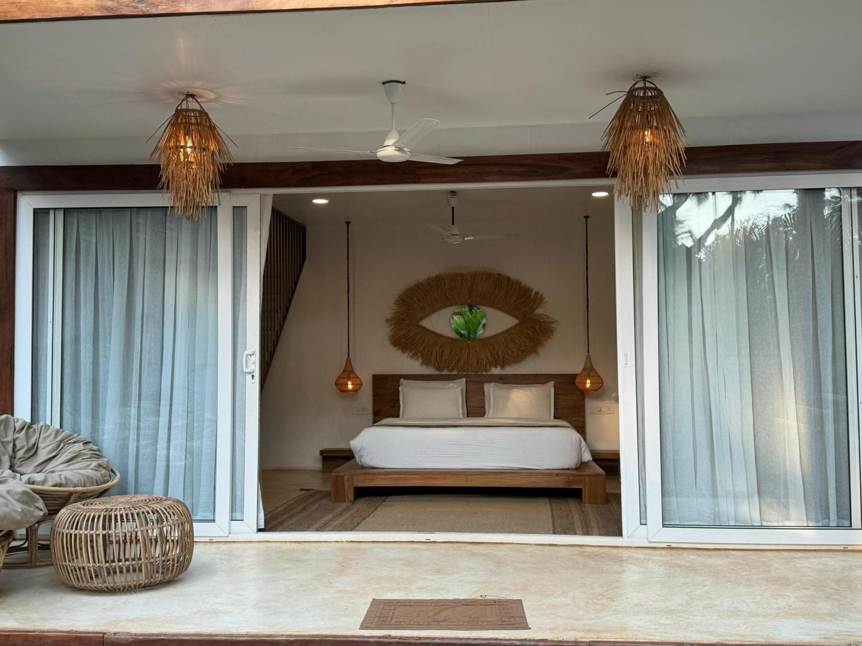 Deluxe Suite with Sea View