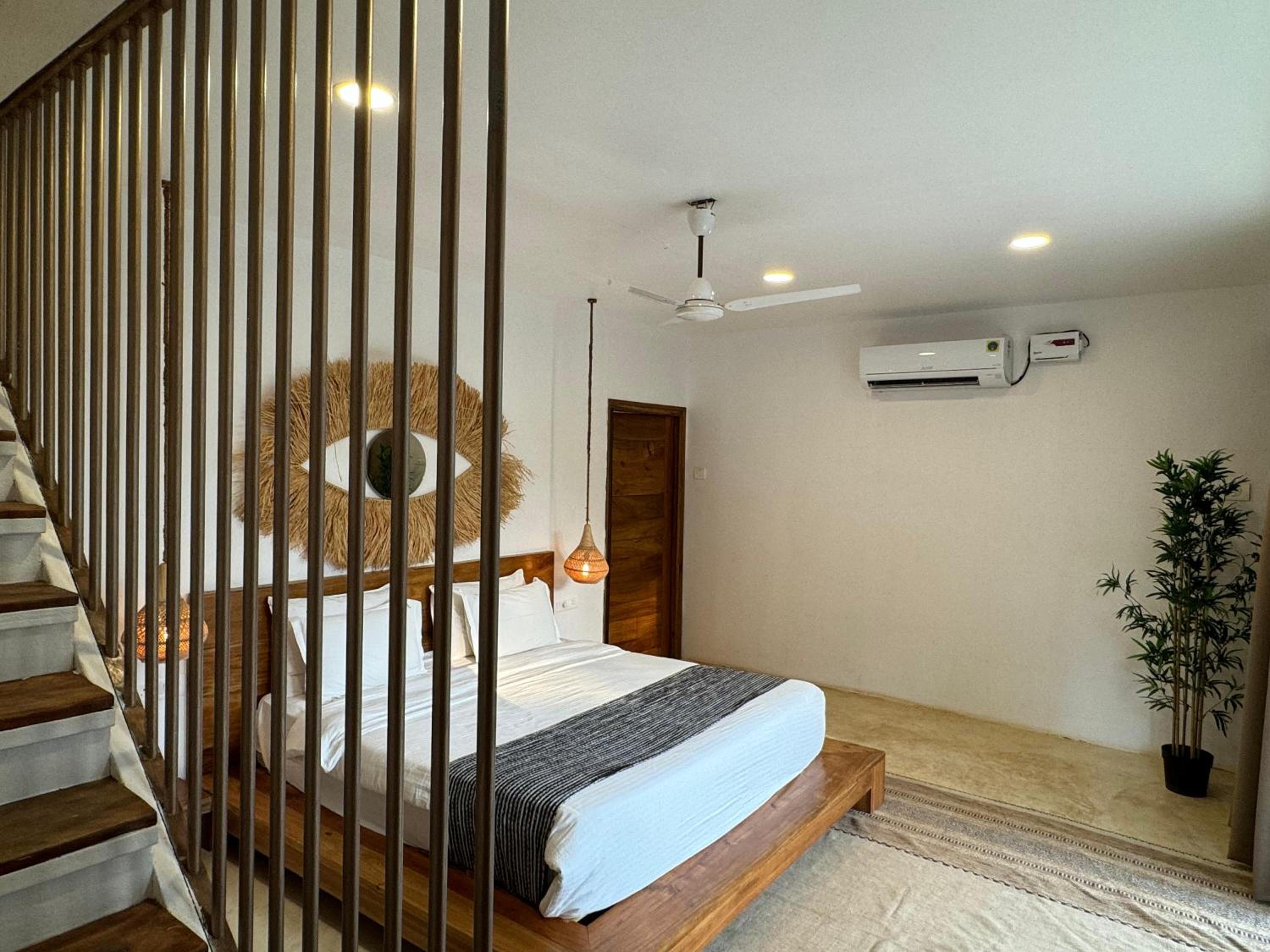 Deluxe Suite with Sea View photo 3