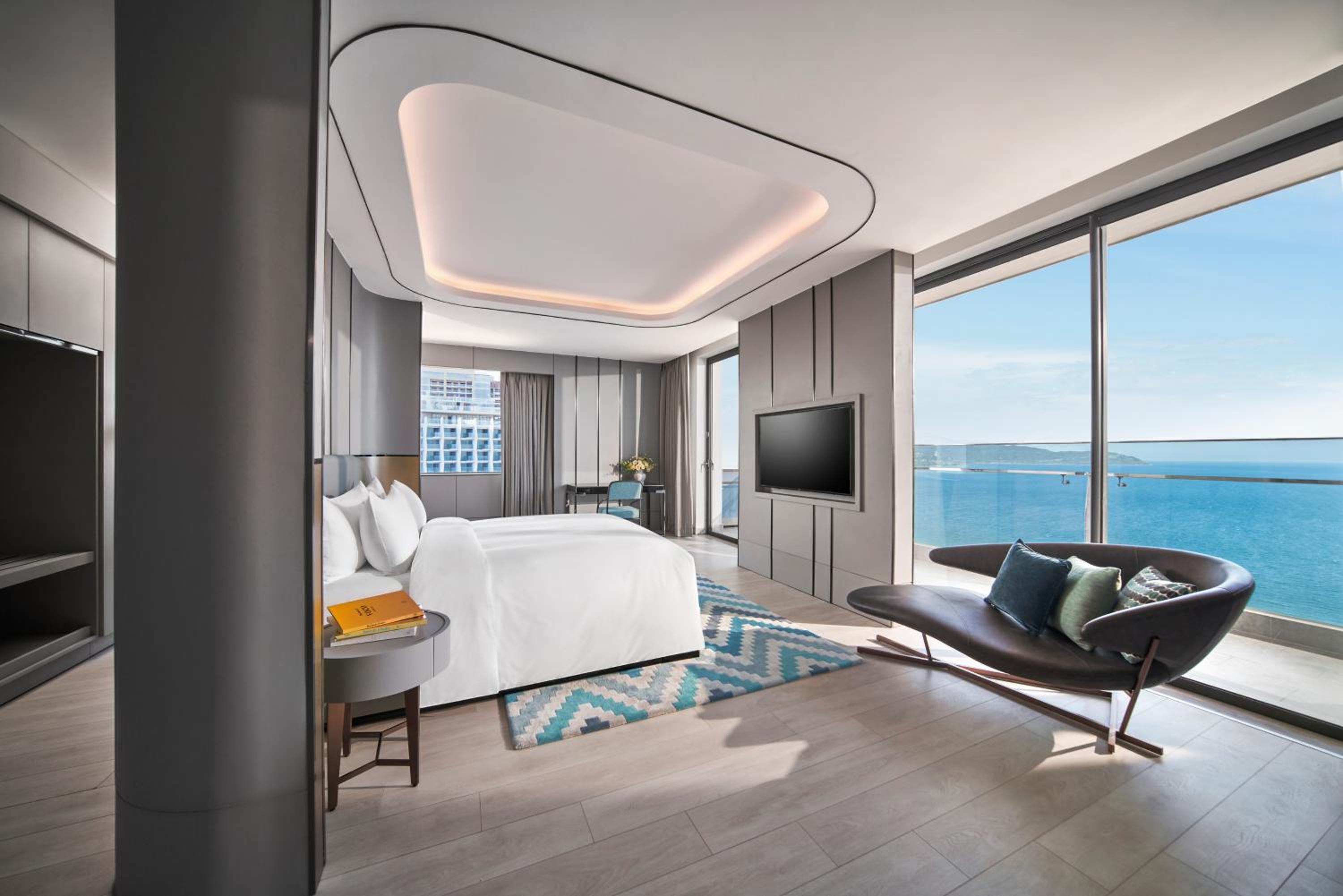 Ma Belle Seaview Suite with Balcony - Photo 2