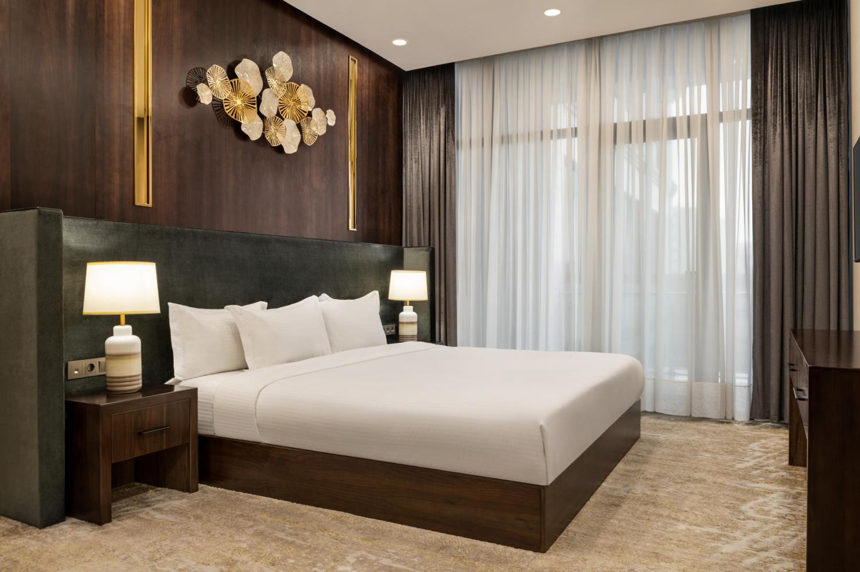 Suite - Photo 4