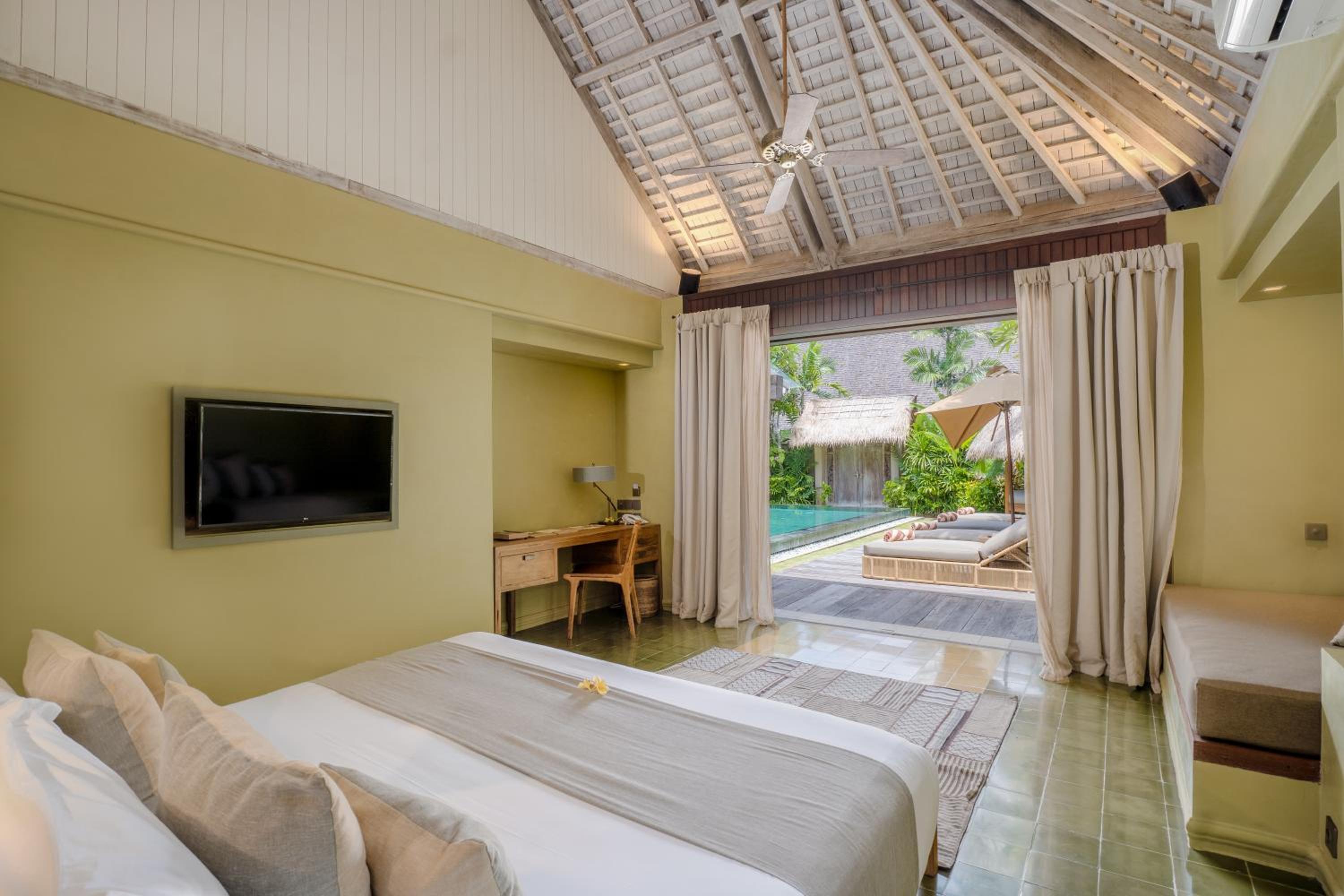 Two-Bedroom Villa with Private Pool - Photo 12