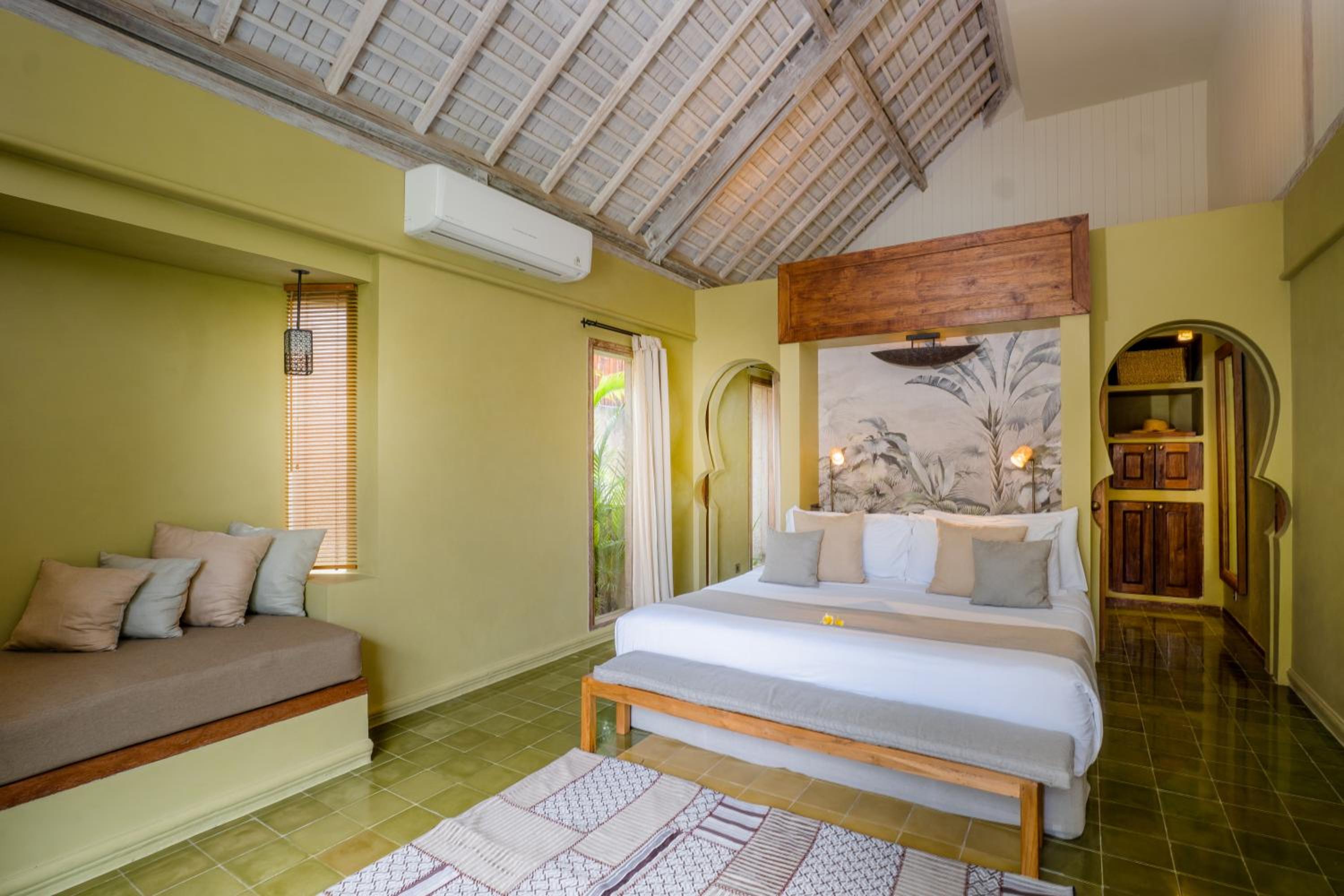 Two-Bedroom Villa with Private Pool - Photo 8