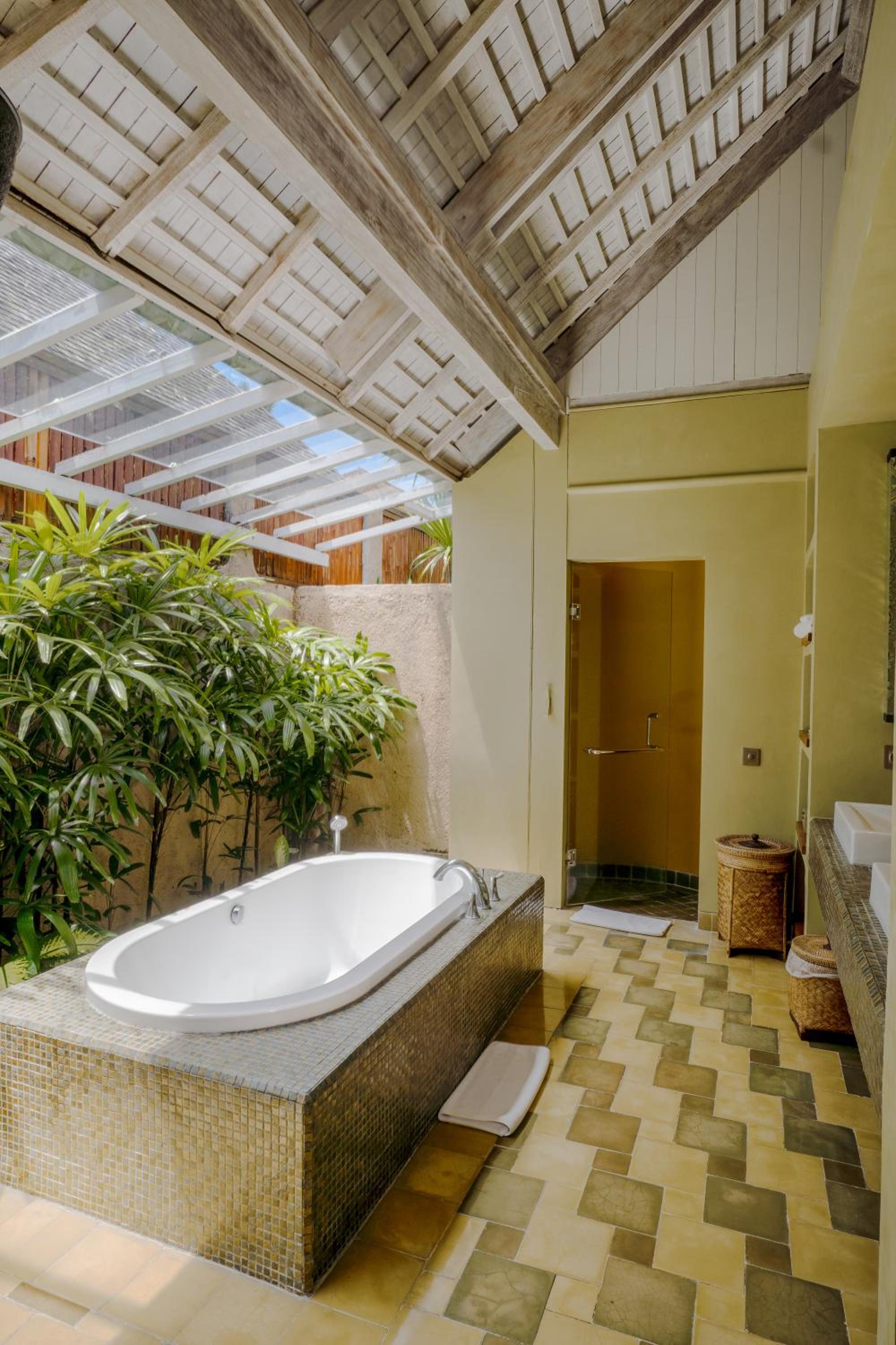 Two-Bedroom Villa with Private Pool - Photo 5
