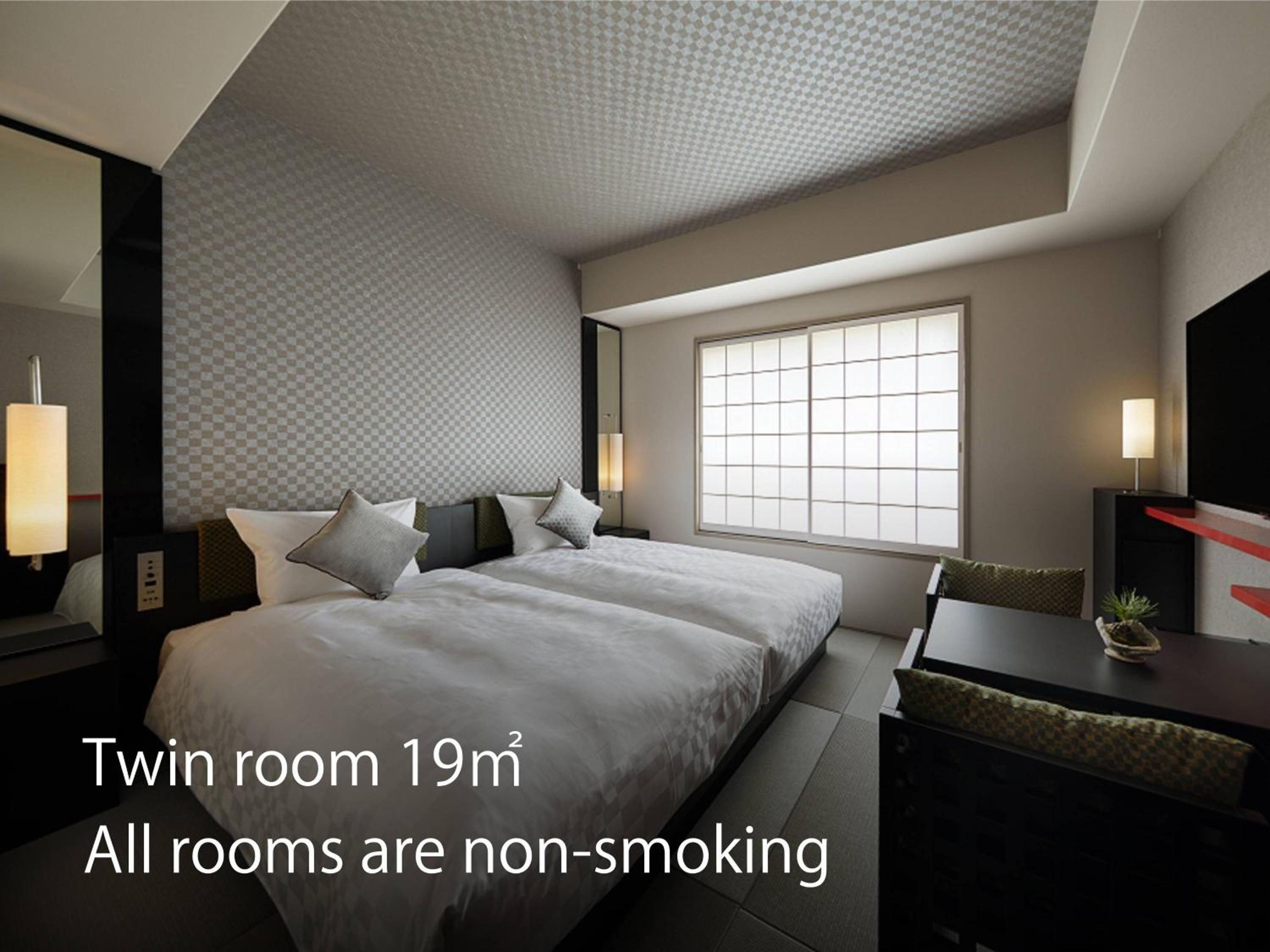 Hollywood Twin Room
