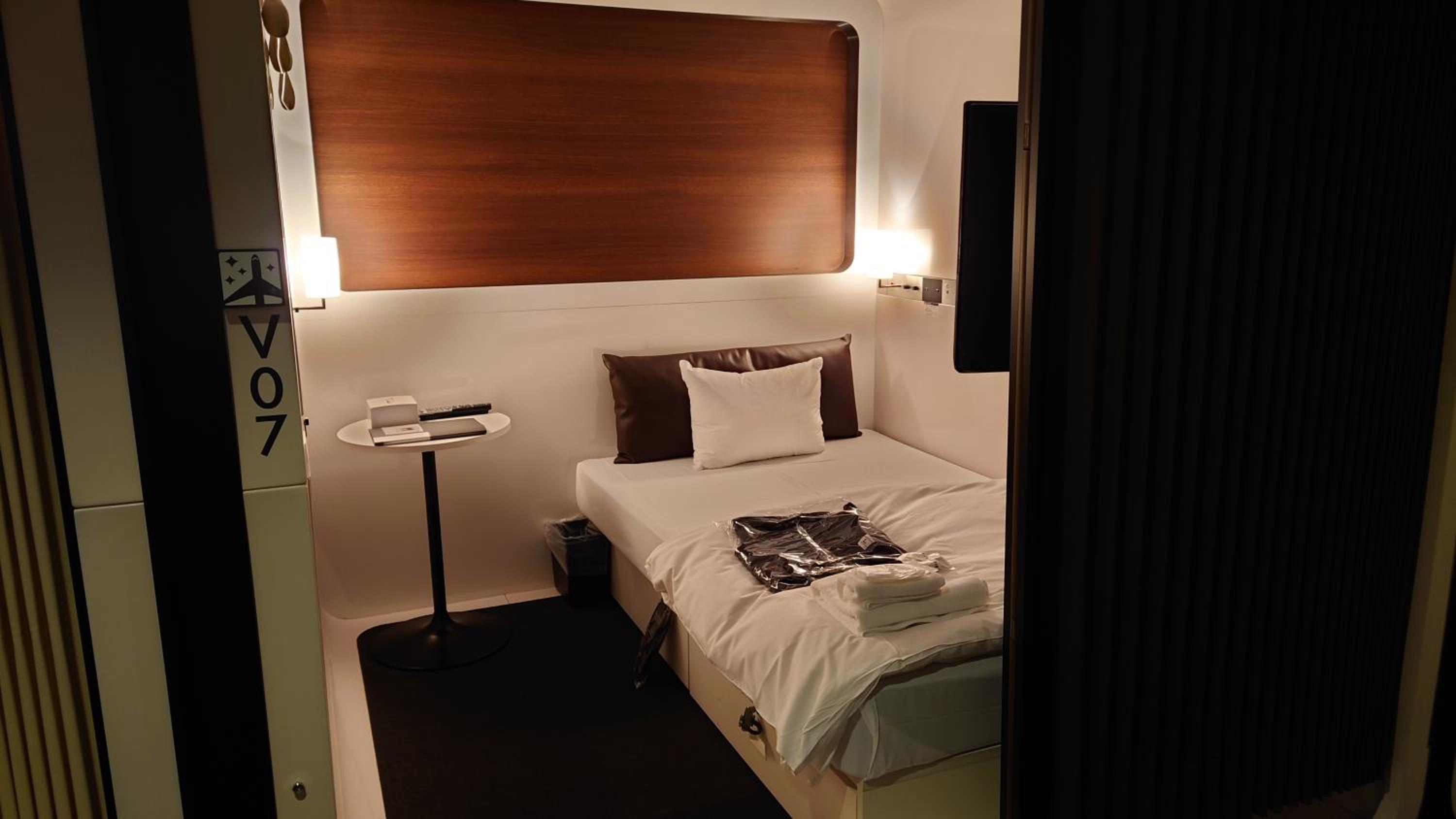First Class Cabin - Female Only