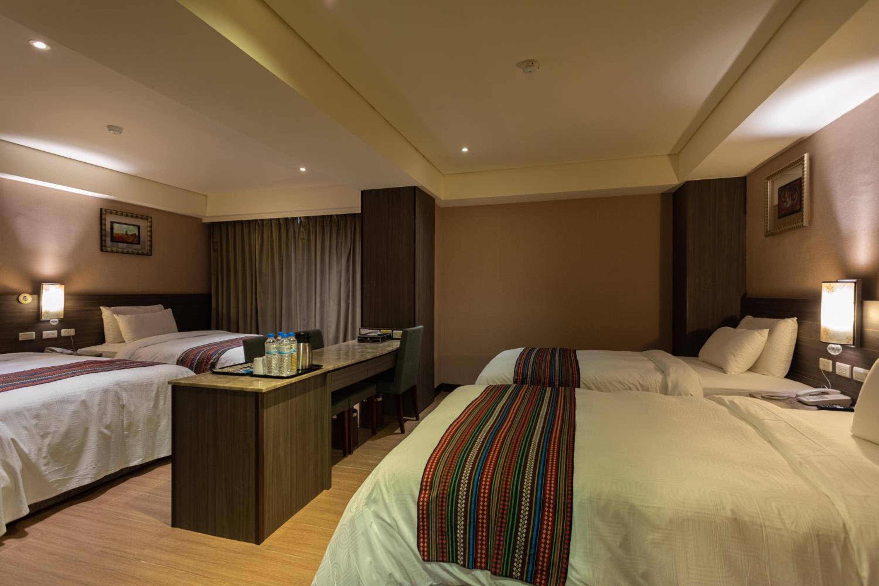 Deluxe Quadruple Room photo 2