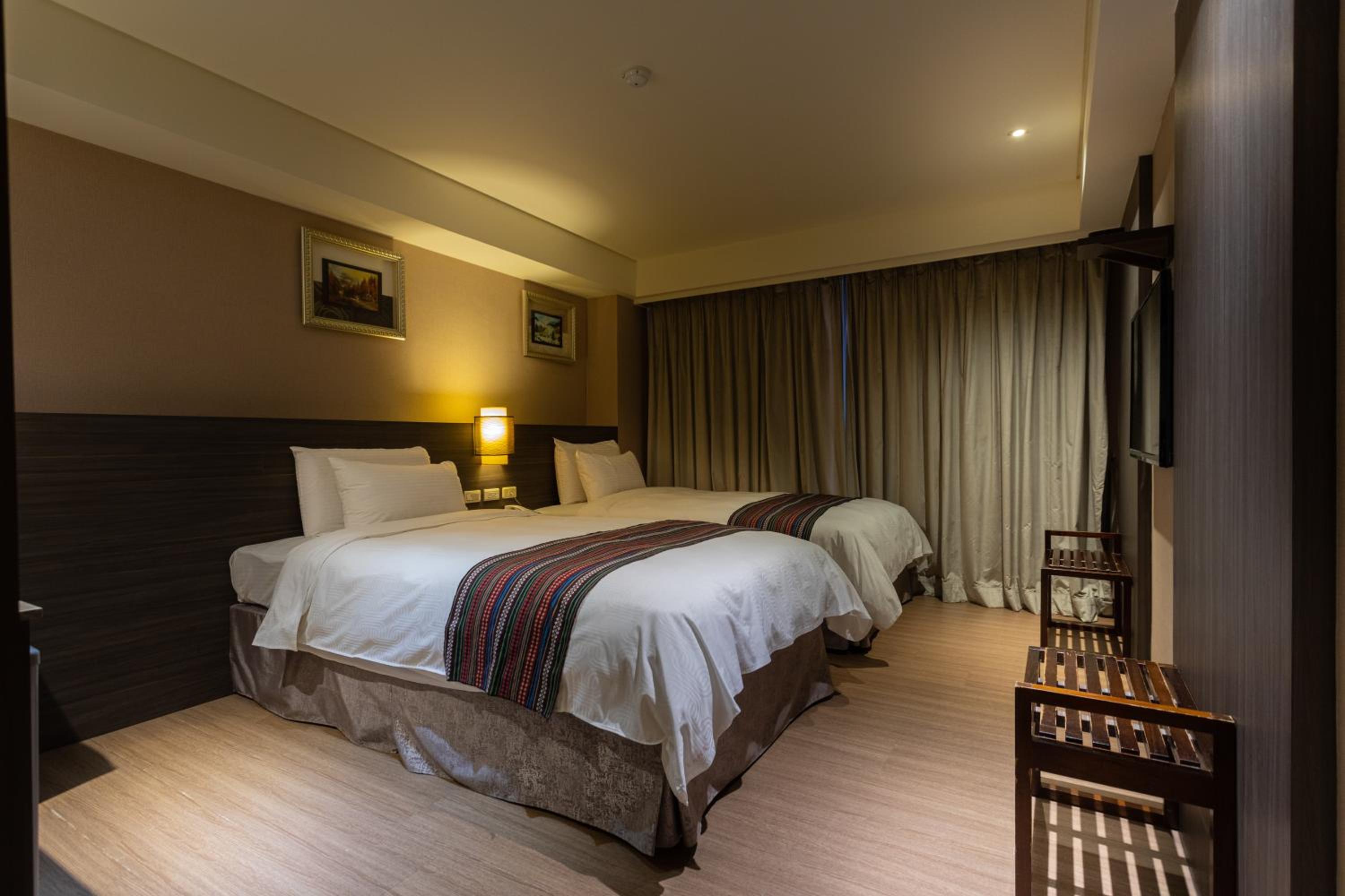 Twin Room - Photo 1