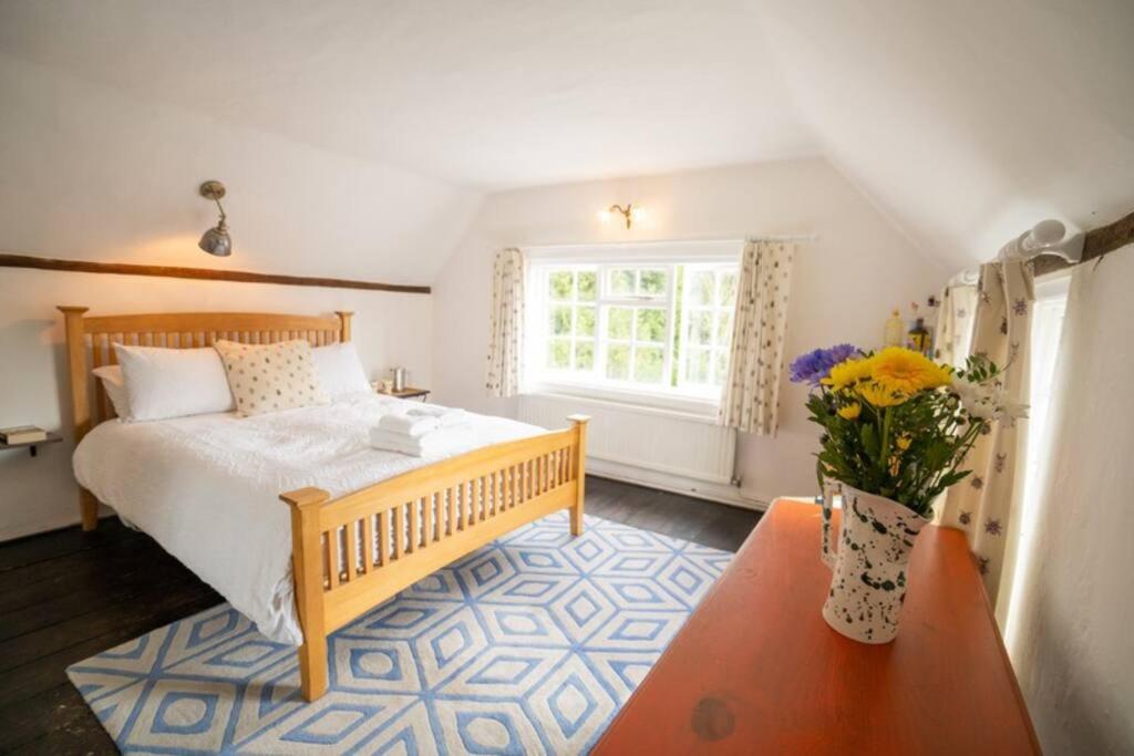 Three-Bedroom House photo 1