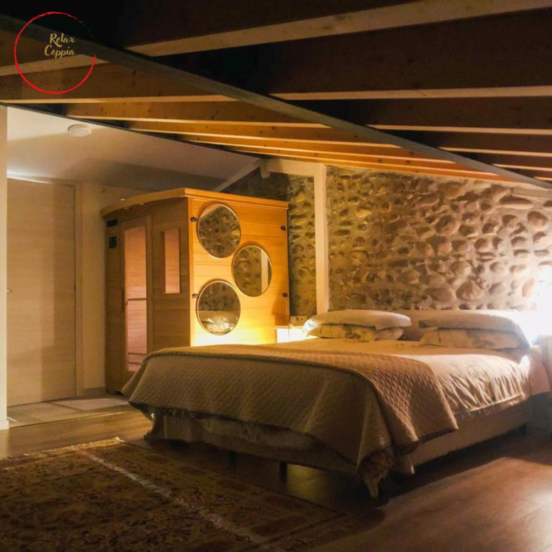 King Room with Spa Bath - Attic  - Photo 1