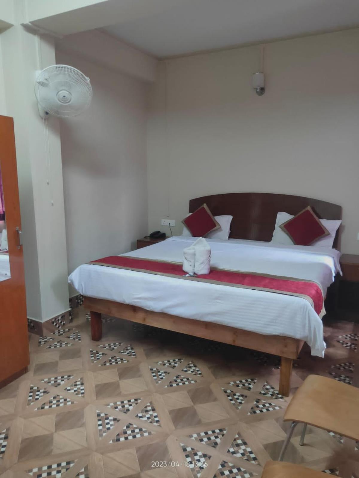 Deluxe Double Room photo 3