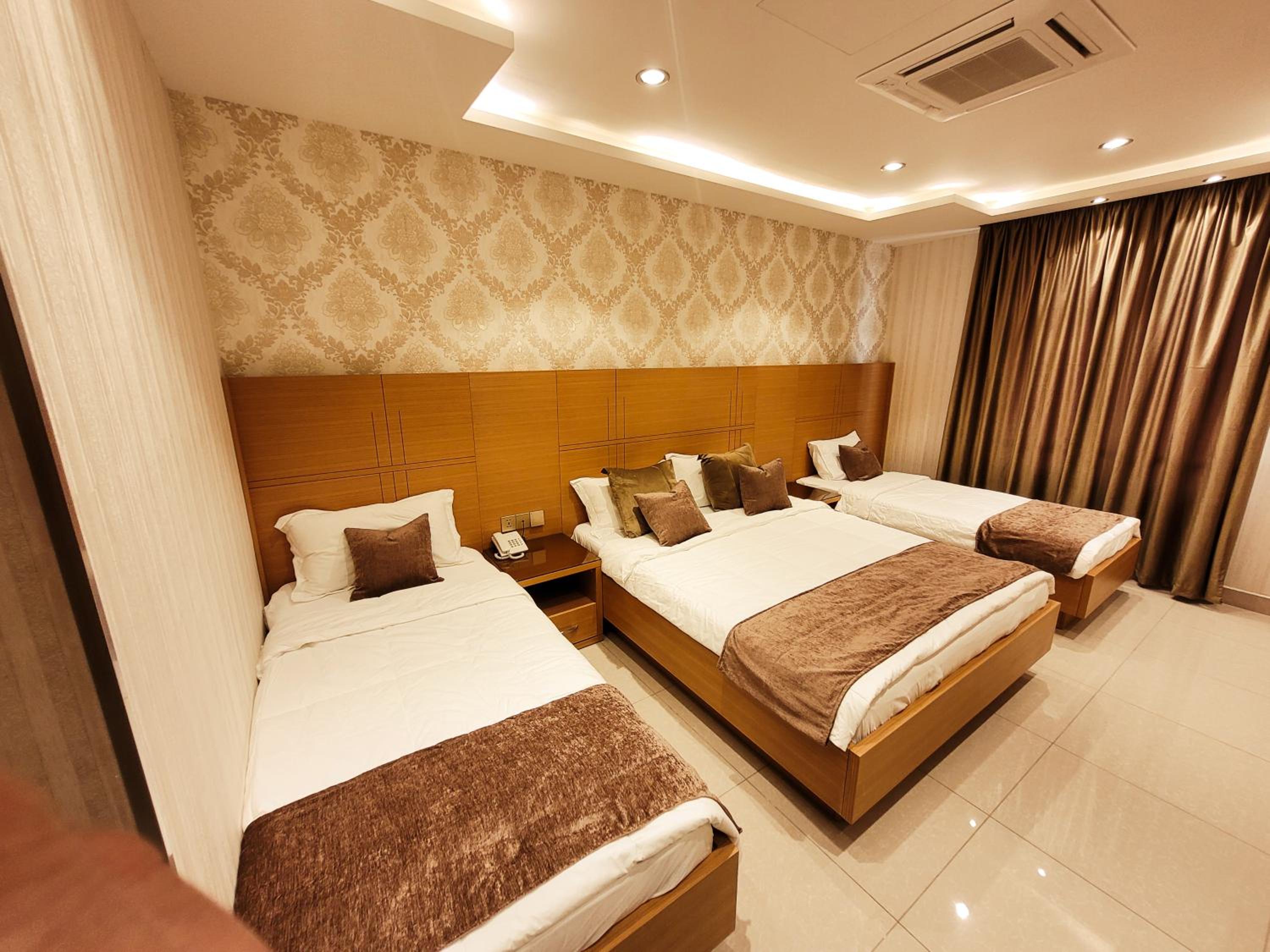 Economy Double Or Twin Room photo 3
