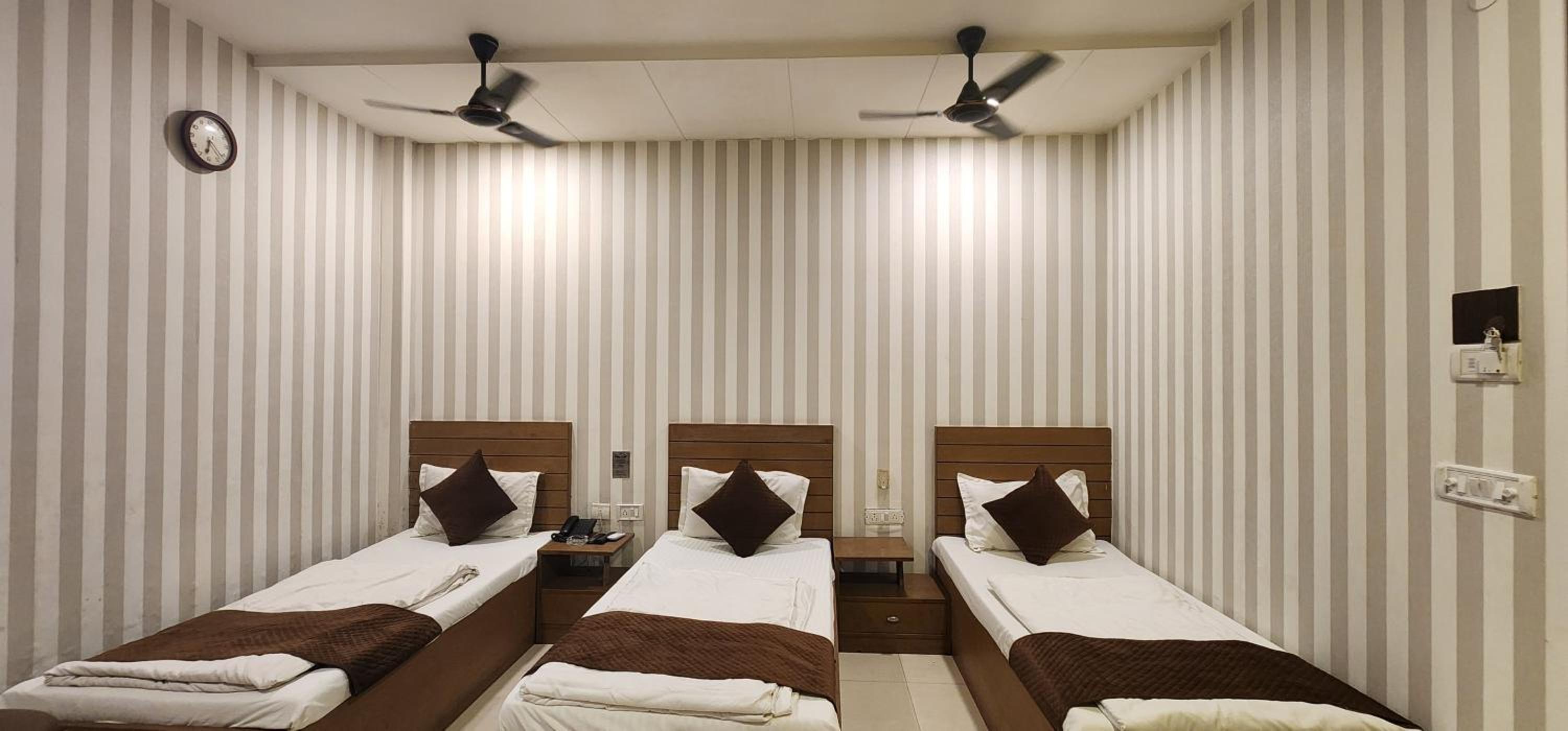 Deluxe Triple Room