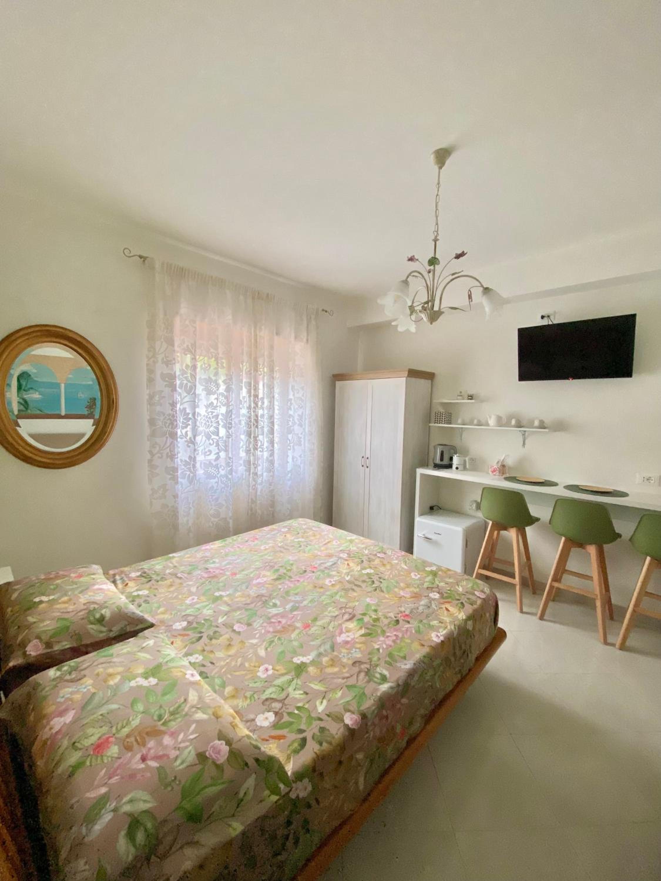 Deluxe Family Room photo 1