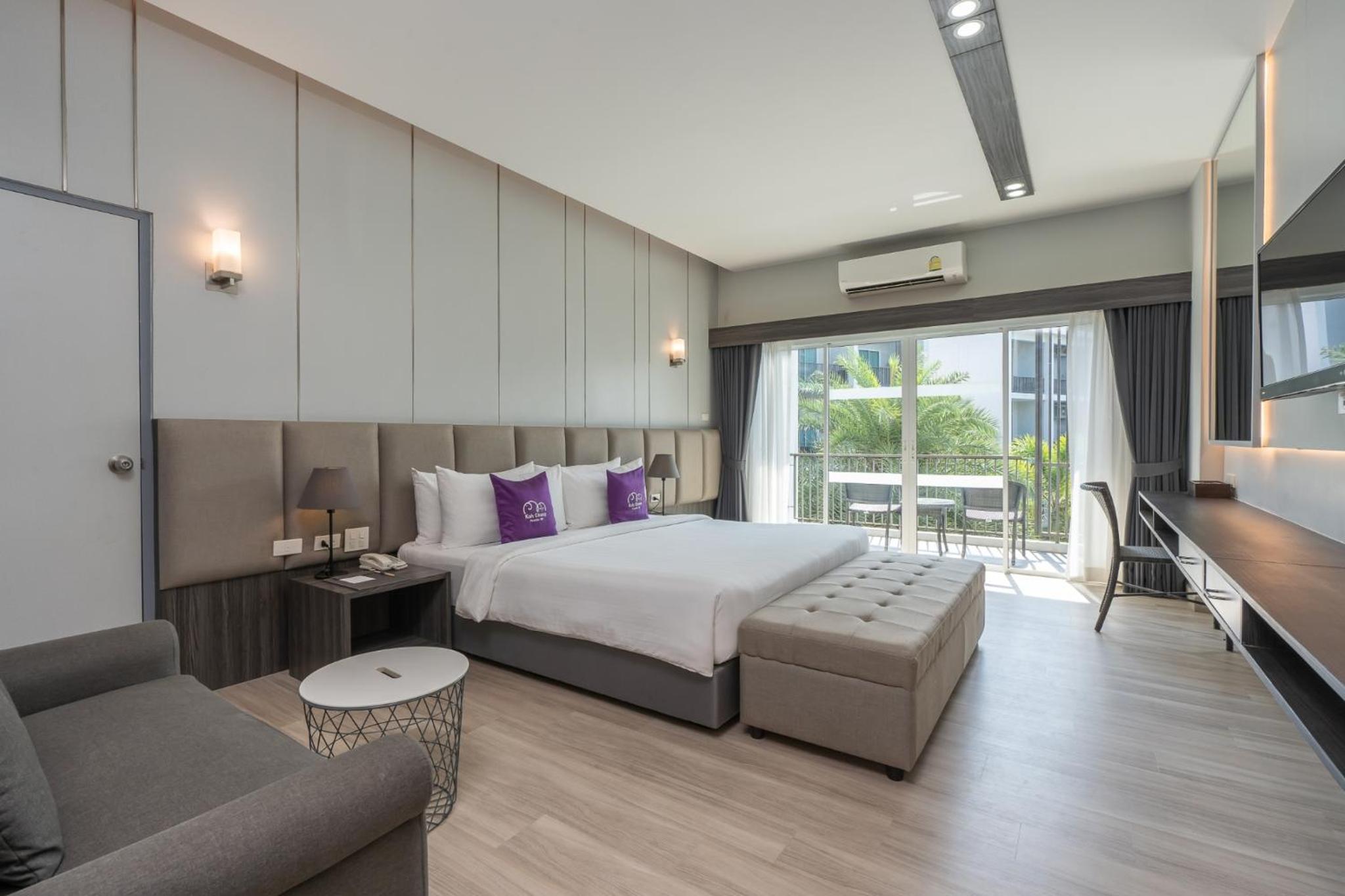 Premium Deluxe Room - Photo 1