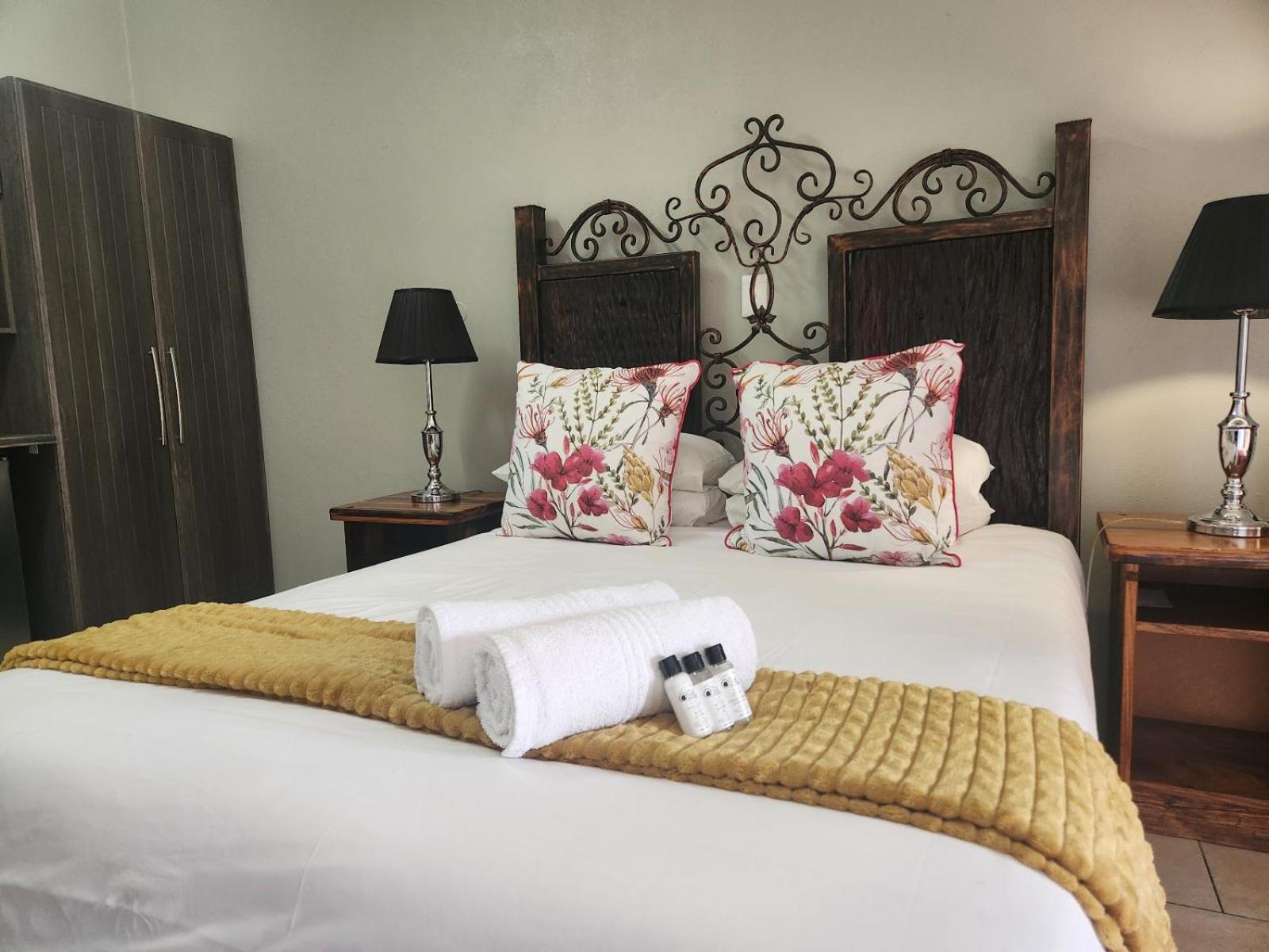 Basic Double Room photo 1