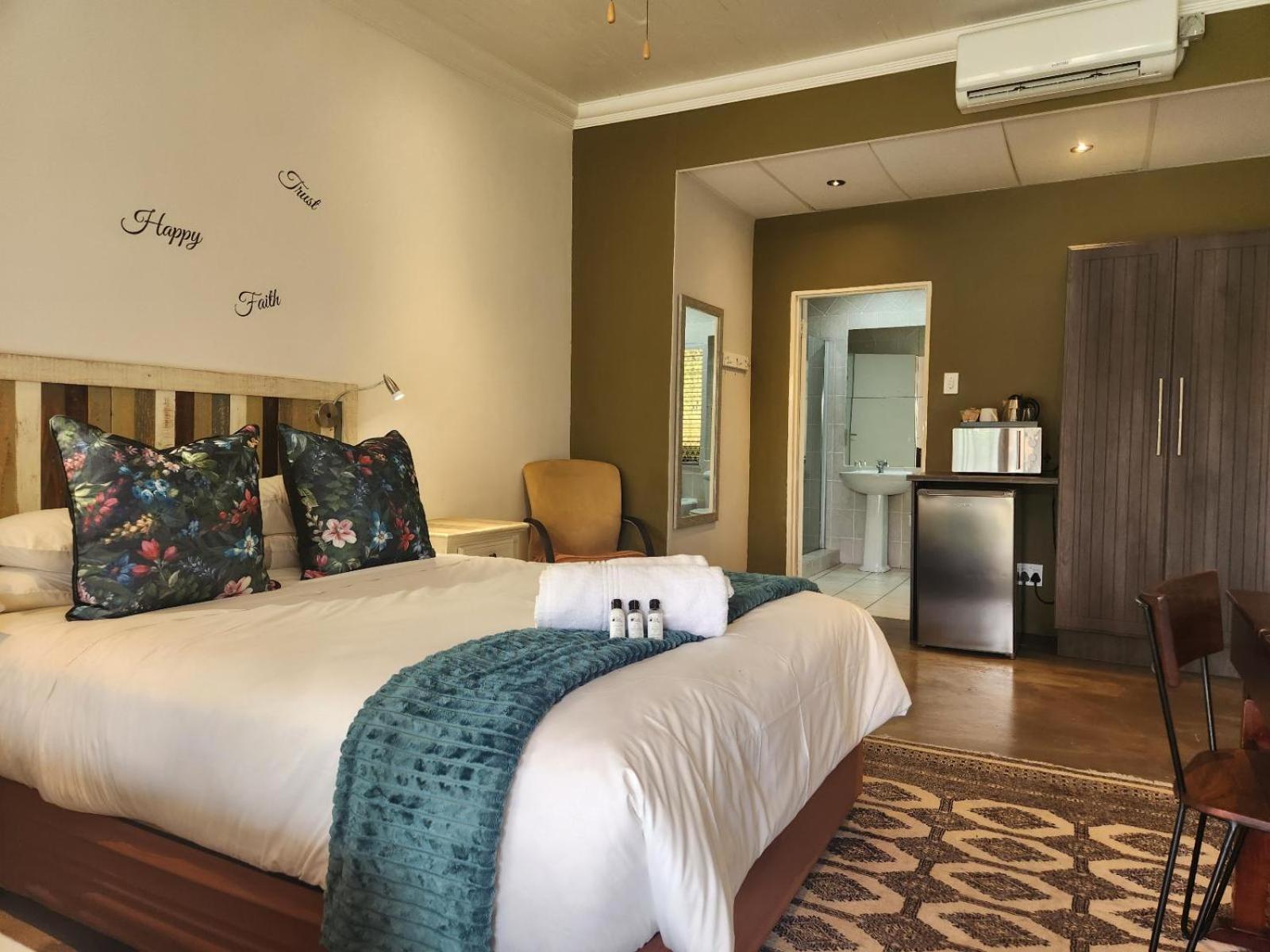 Economy Double Room photo 1