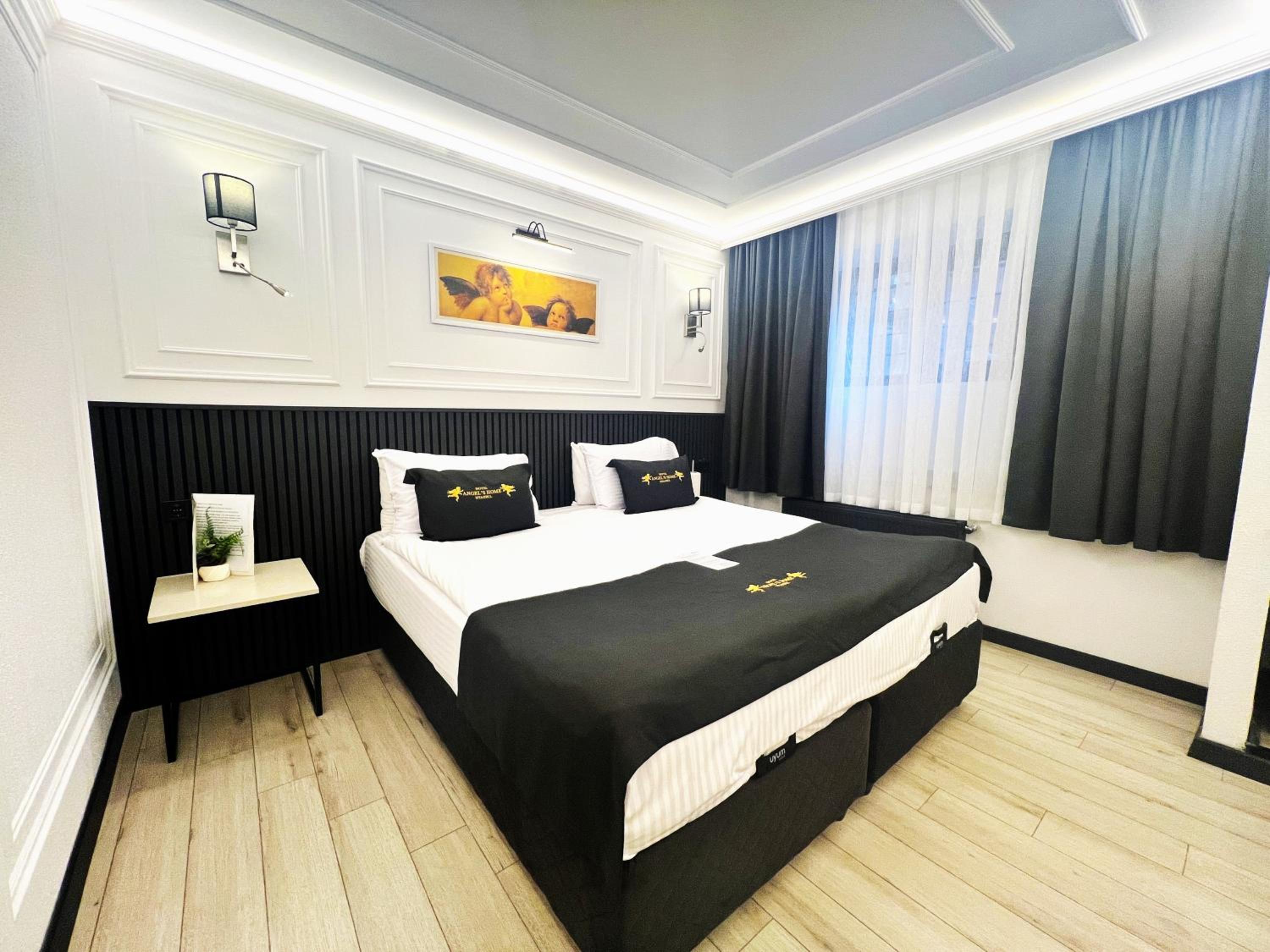 Budget Double Room photo 1