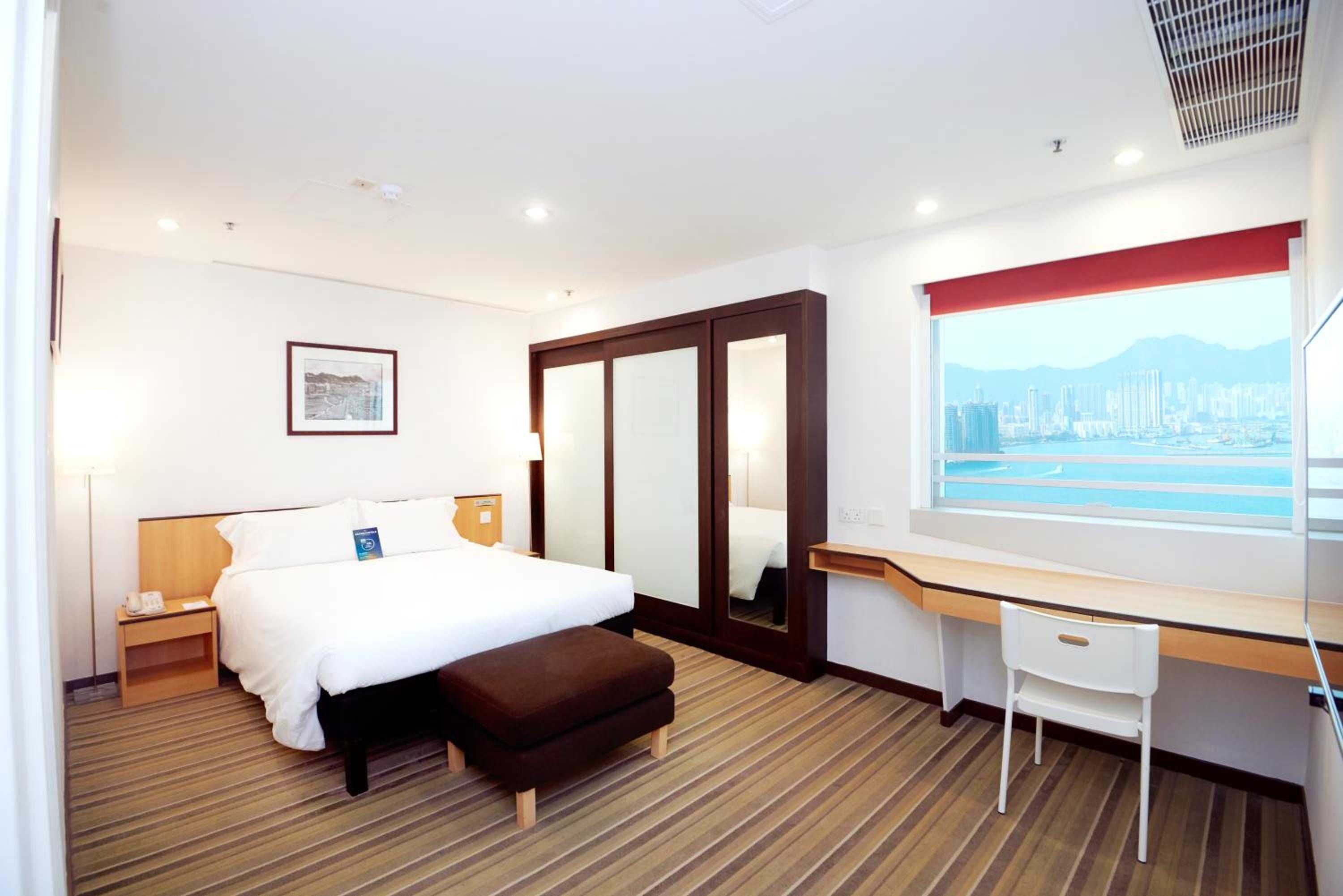 Executive Suite with One Double Bed photo 2