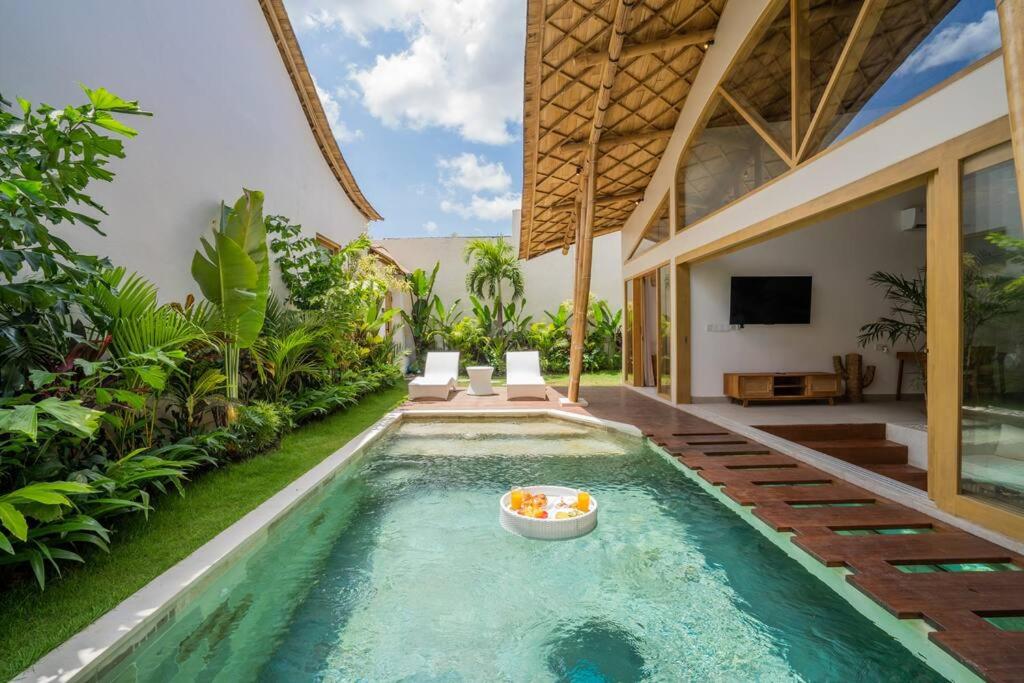 Two-Bedroom Villa photo 3