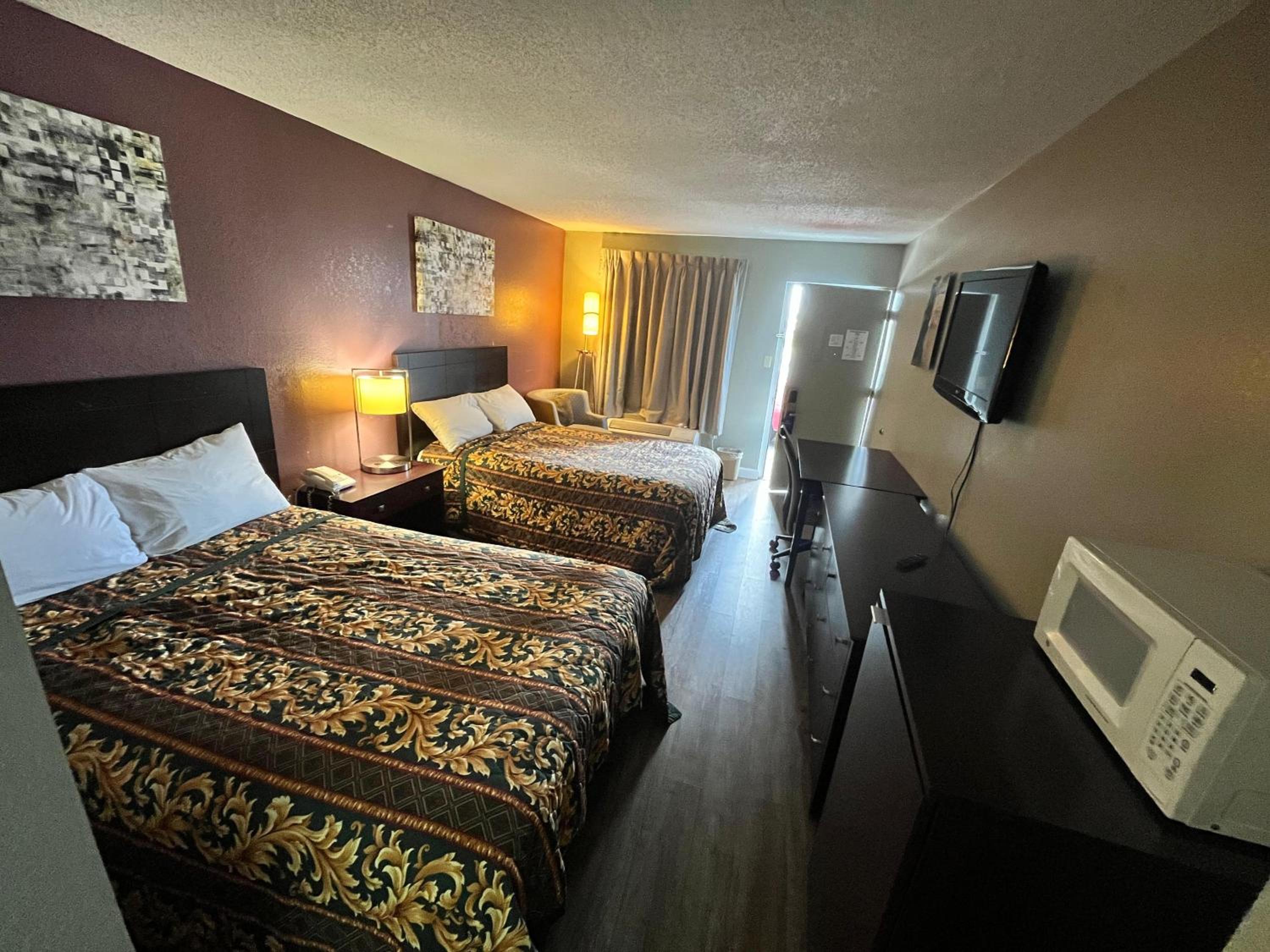 Double Room - Photo 1