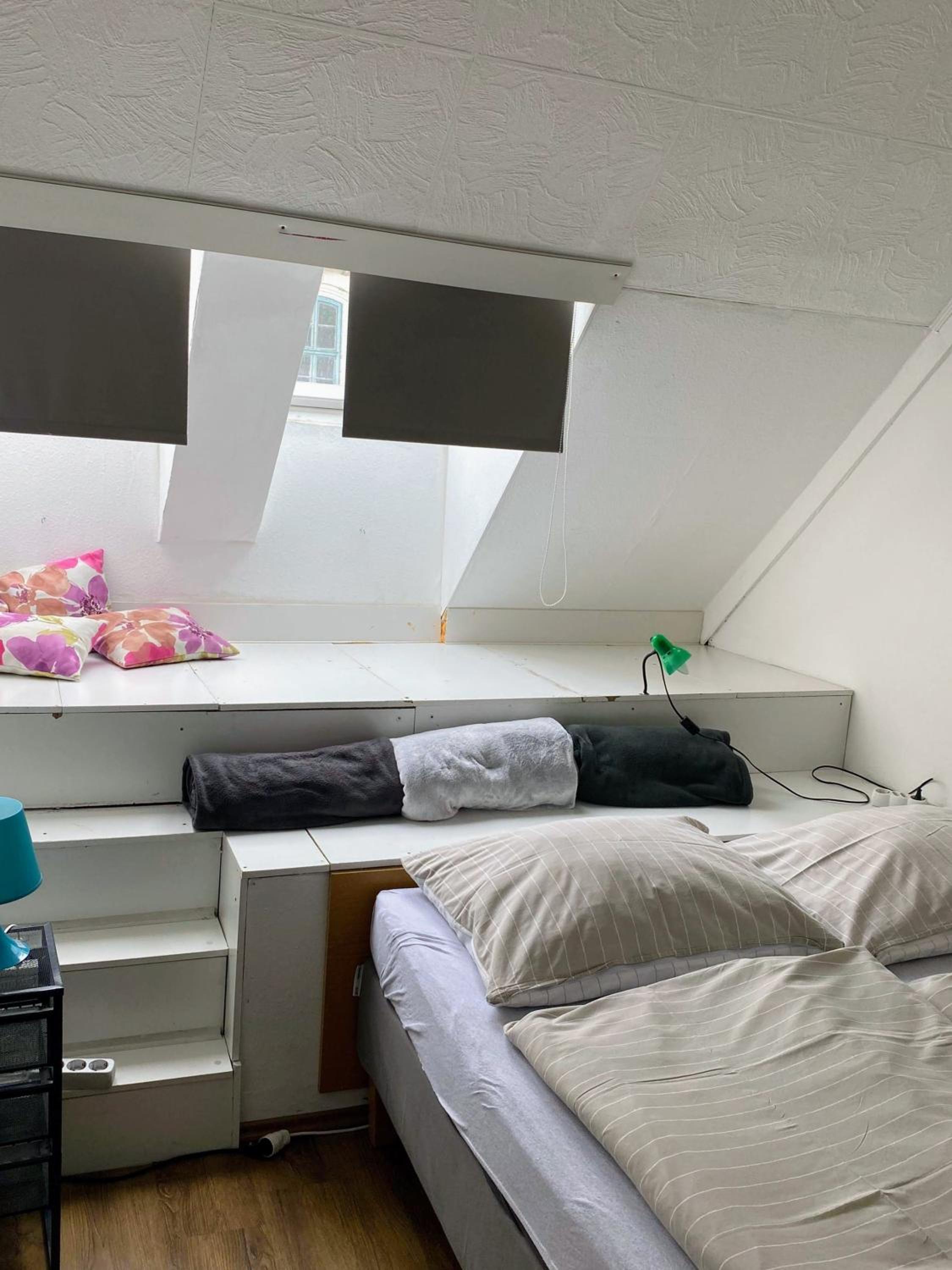 Two-Bedroom Loft Apartment - Photo 2