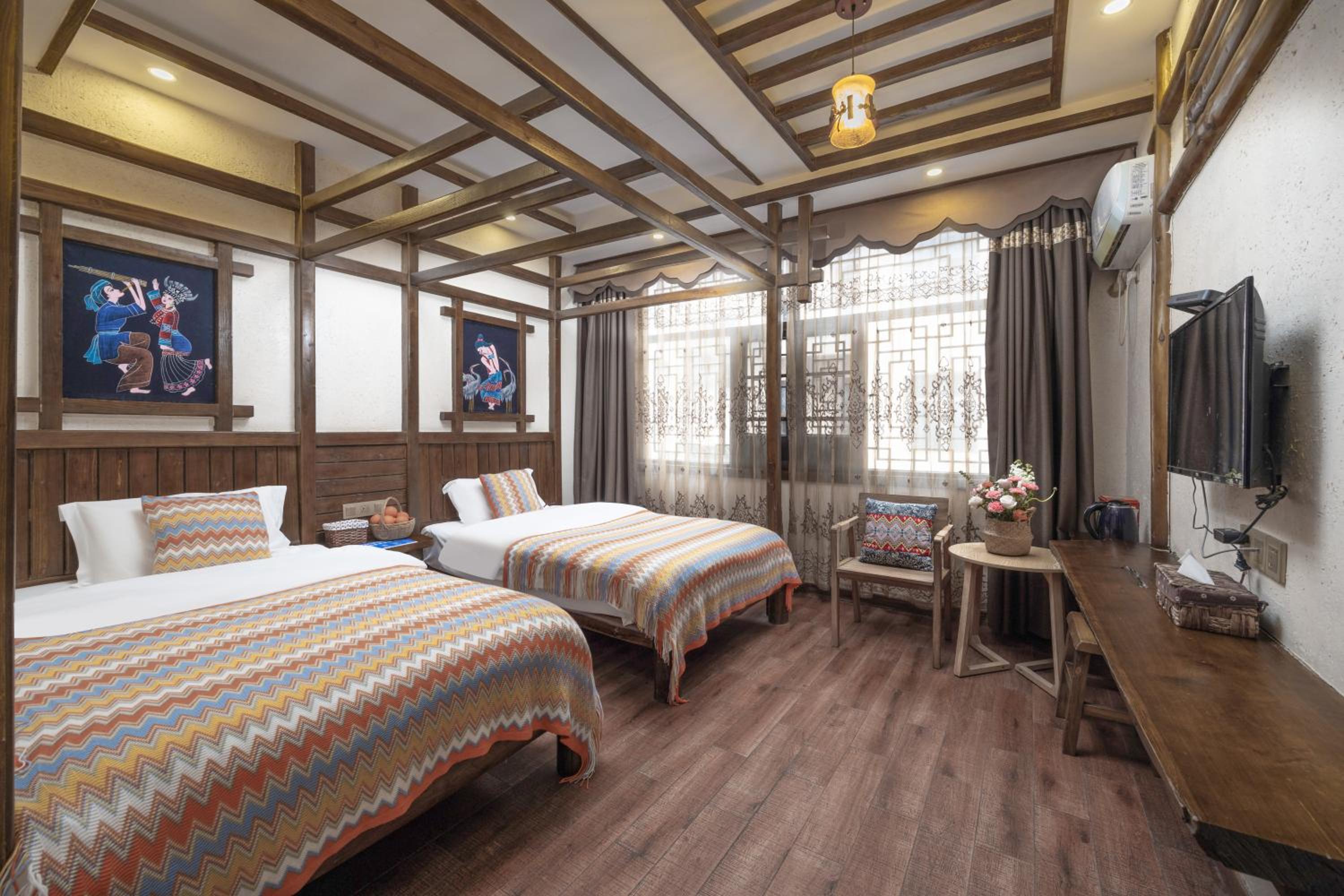 Twin Room with Private Bathroom photo 3