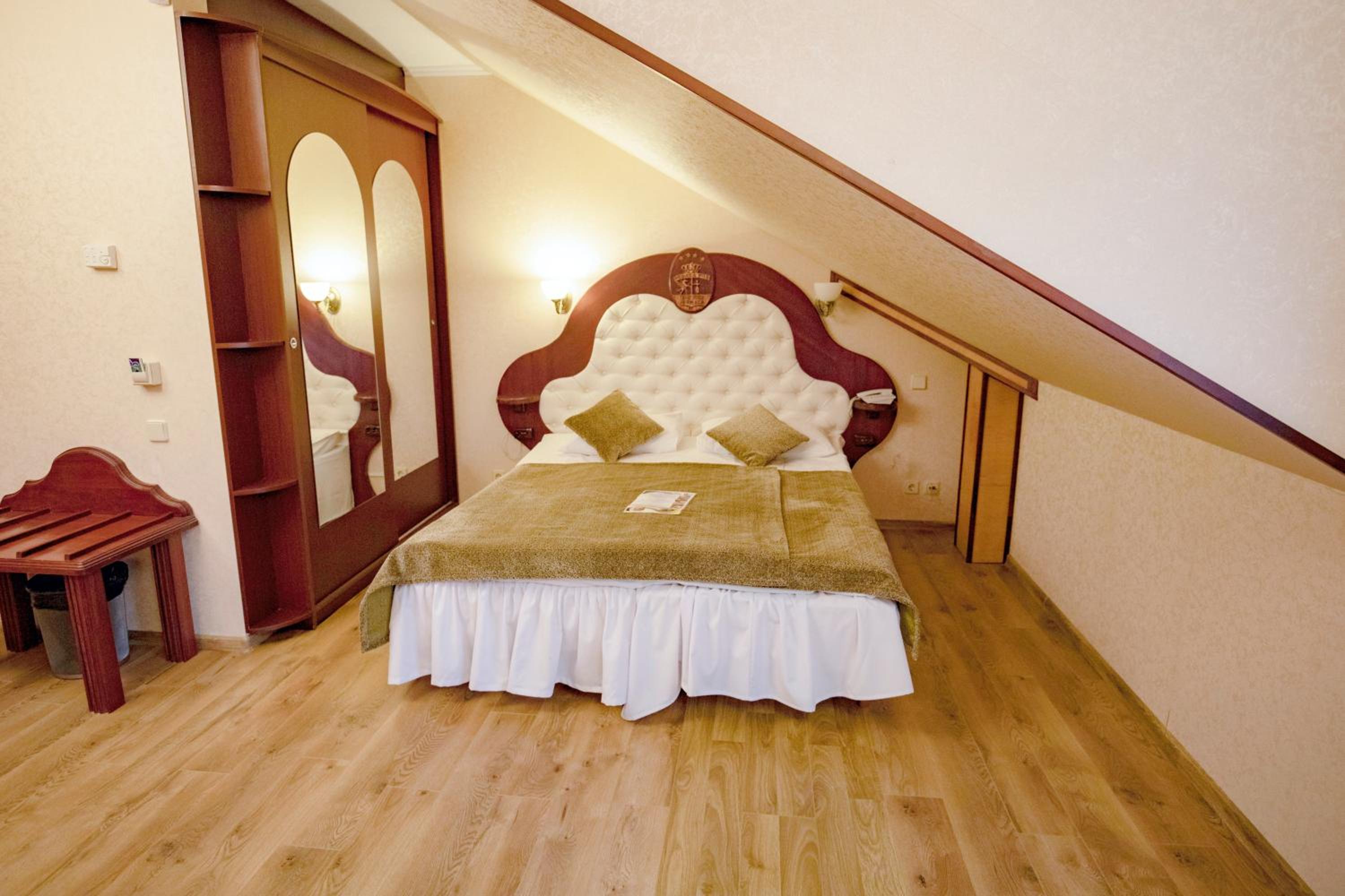 Family Suite - Photo 6