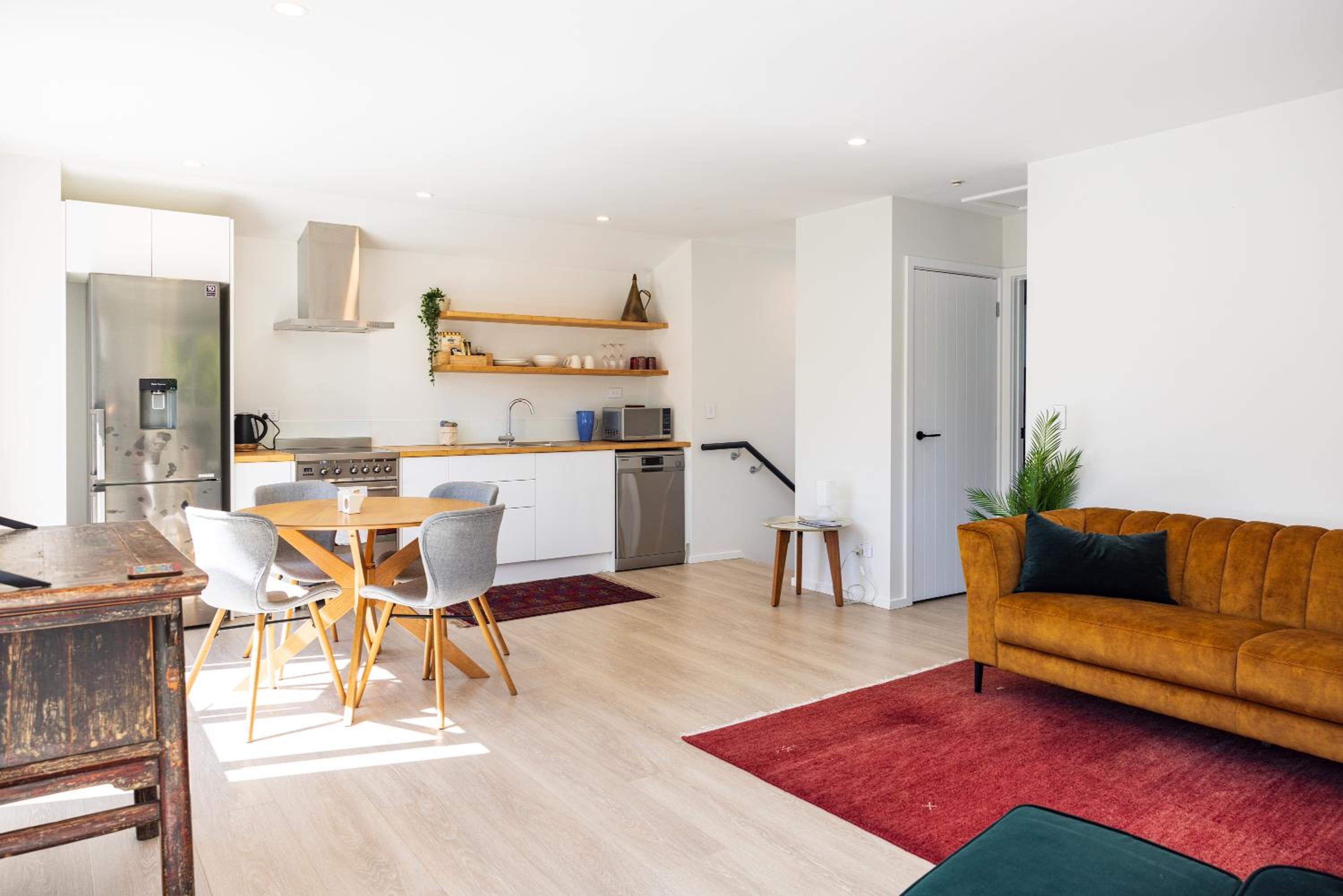 Deluxe Apartment photo 2