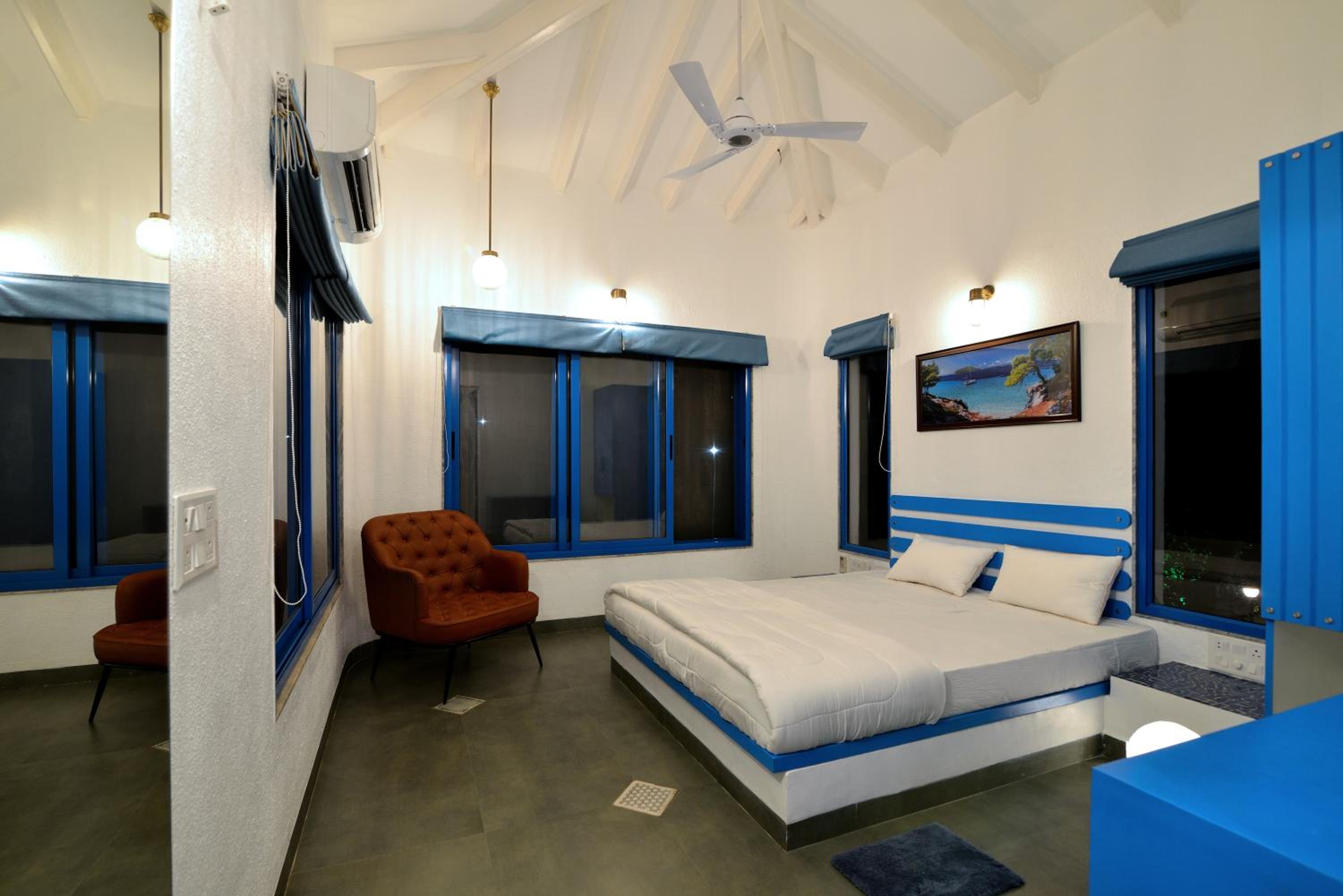 Villa photo 1