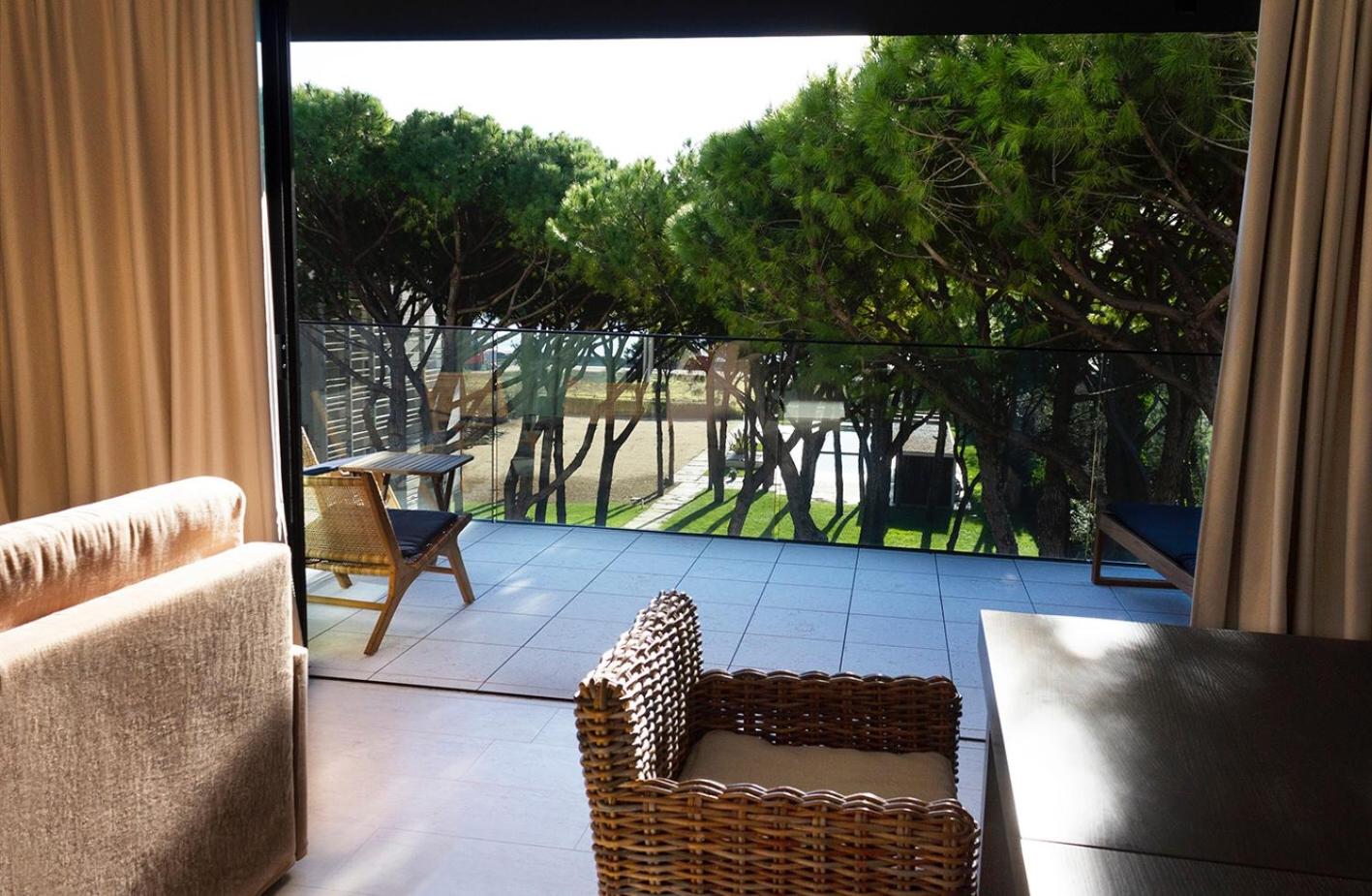 Deluxe Apartment with Sea View photo 1