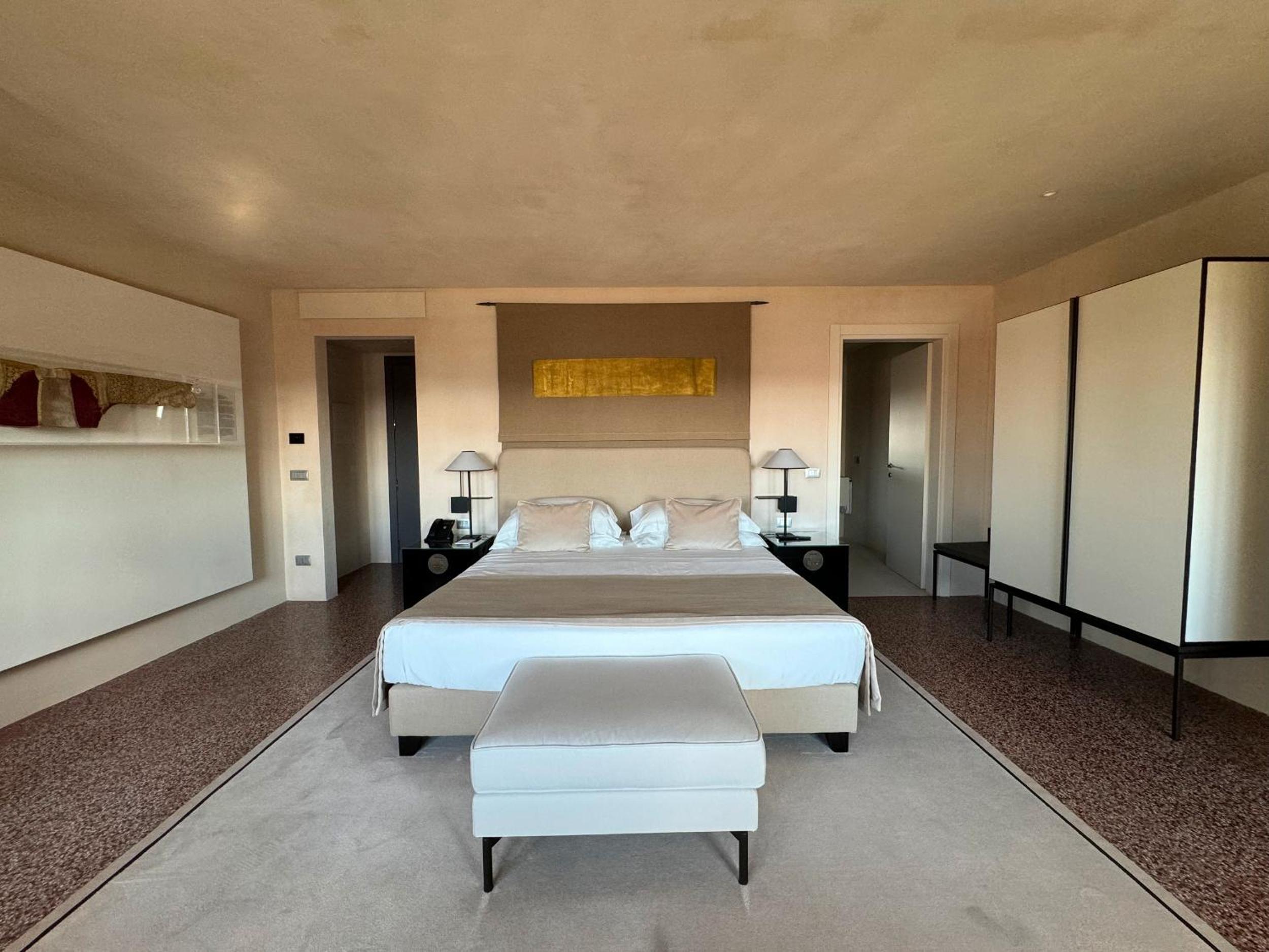 Deluxe Double Room with Sea View photo 2