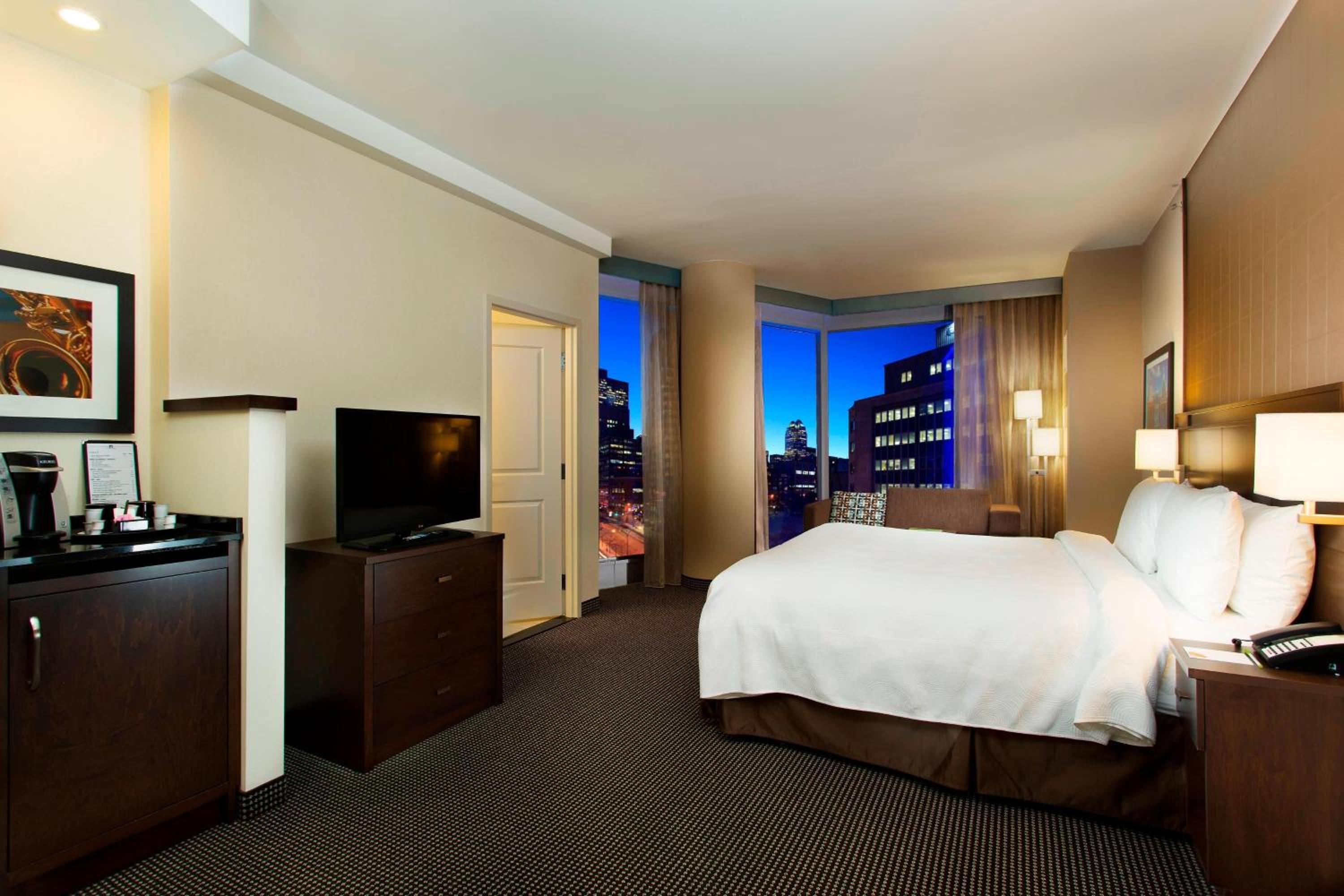 One-Bedroom King Suite with Sofa Bed