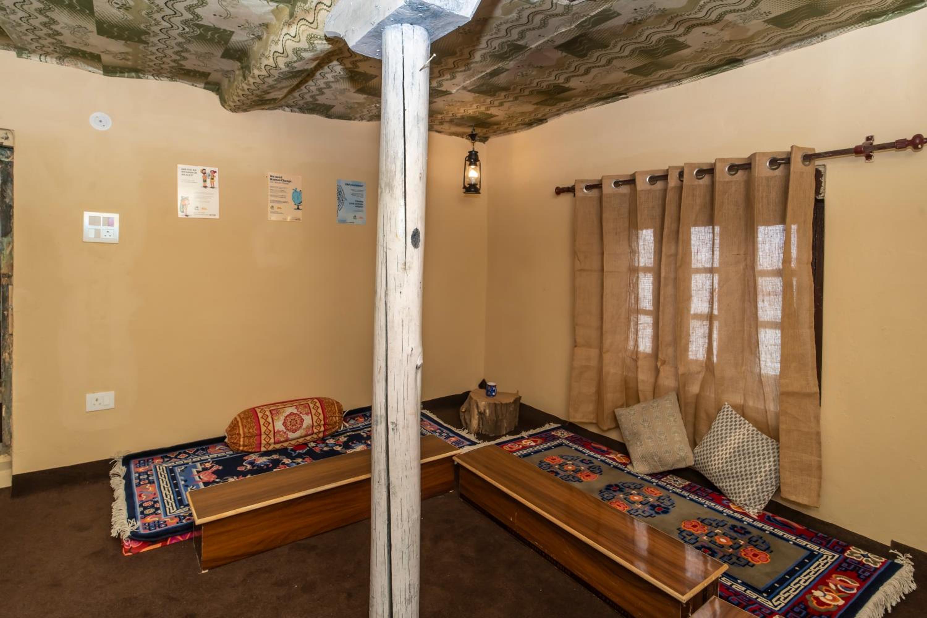 Double Room With Shared Bathroom photo 2