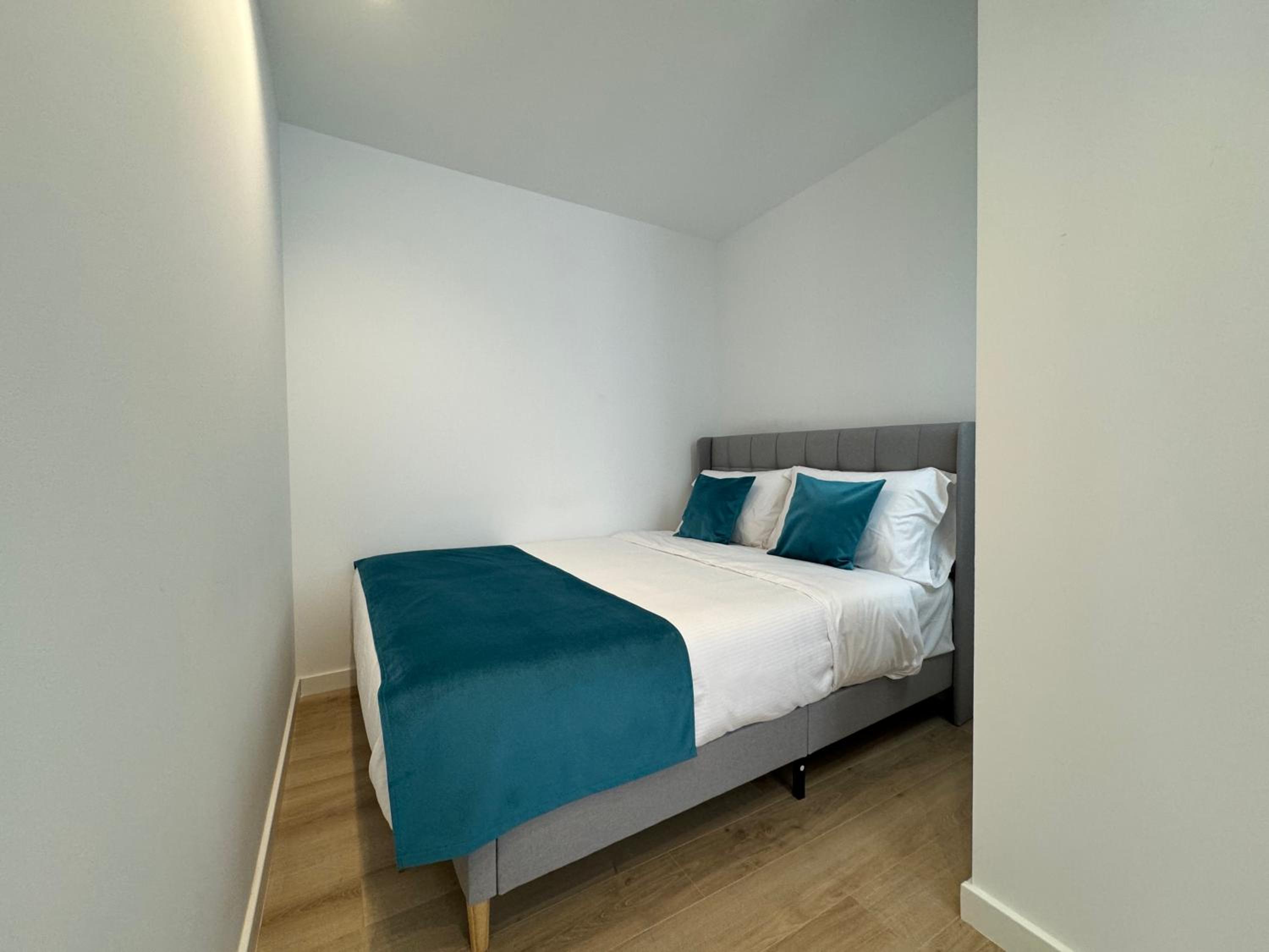 One-Bedroom Apartment - Photo 29
