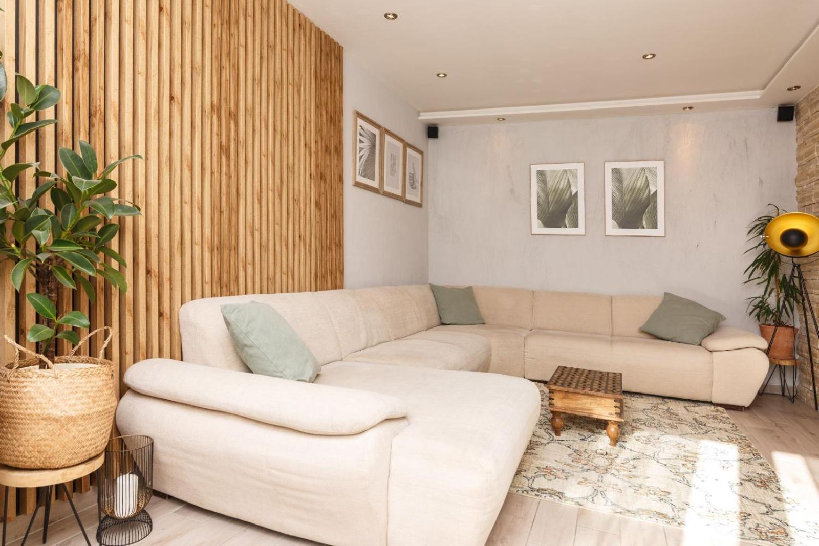 Three-Bedroom House photo 1