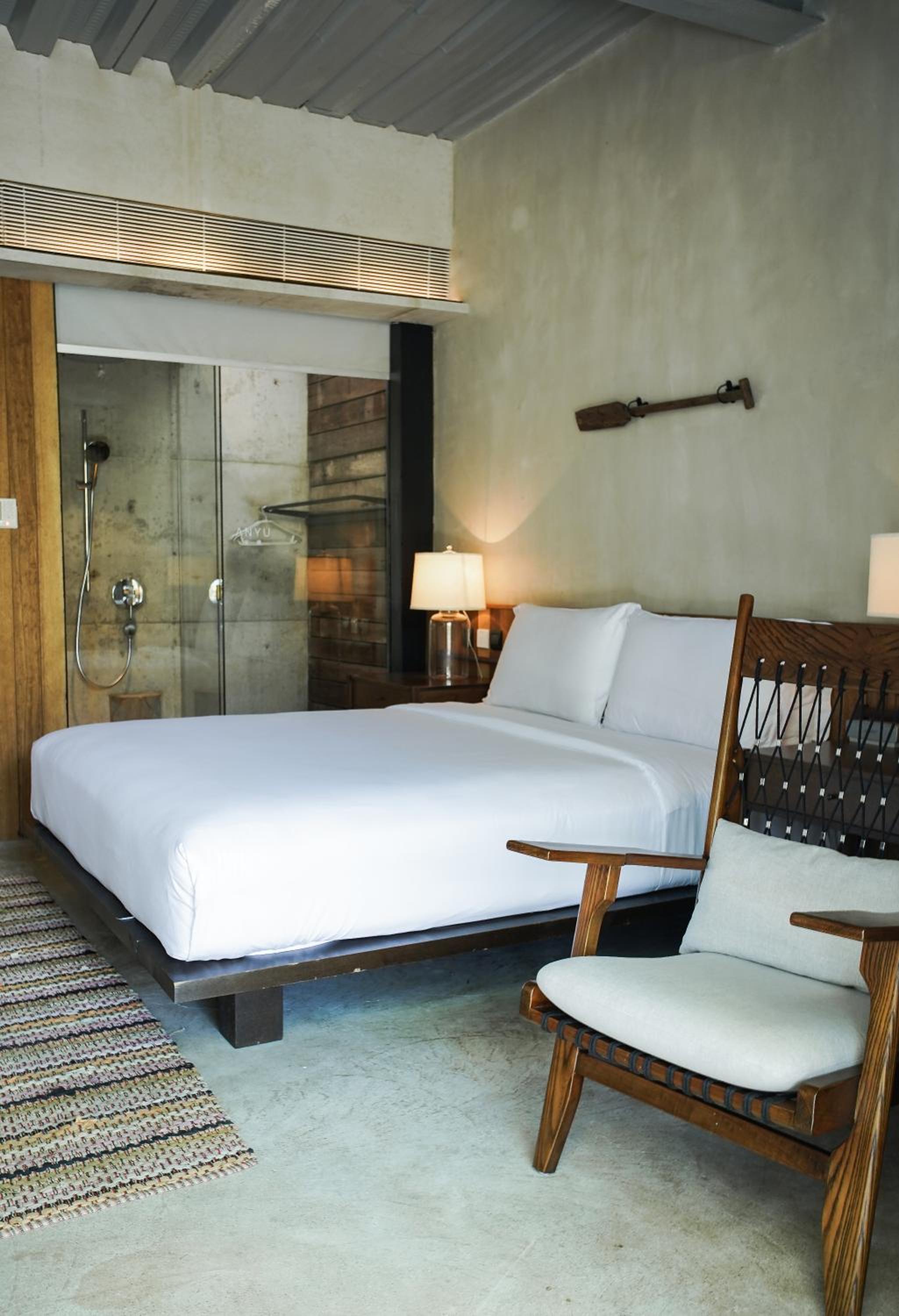 Superior Side Sea View King Room photo 2