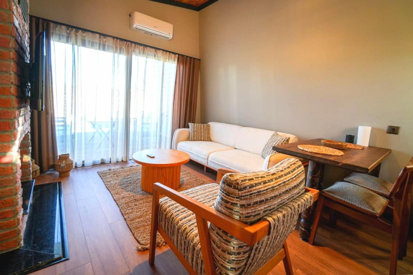 Superior Villa - Photo 25